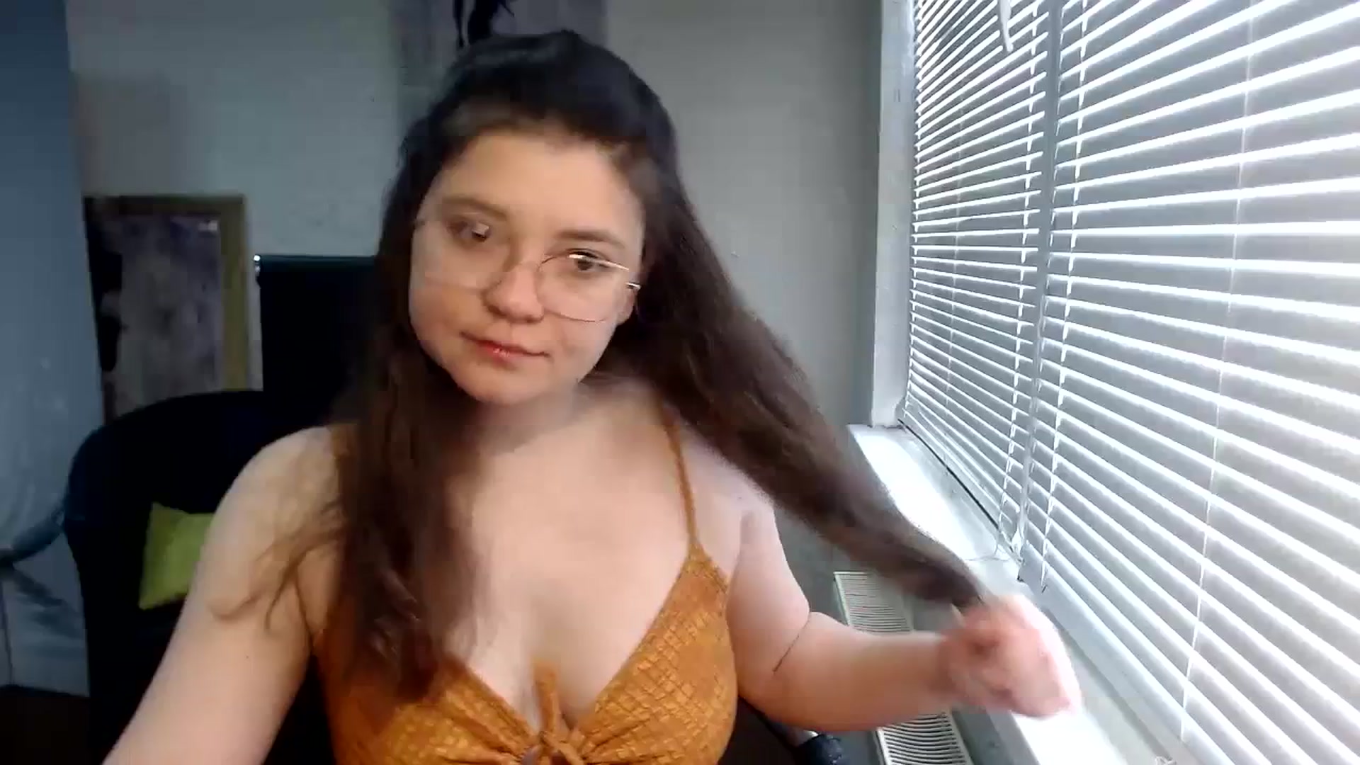 Gallery image thumbnail from SweetArinaA's myfreecams stream on, 03/28/2024, 11:07 image 3 of 20