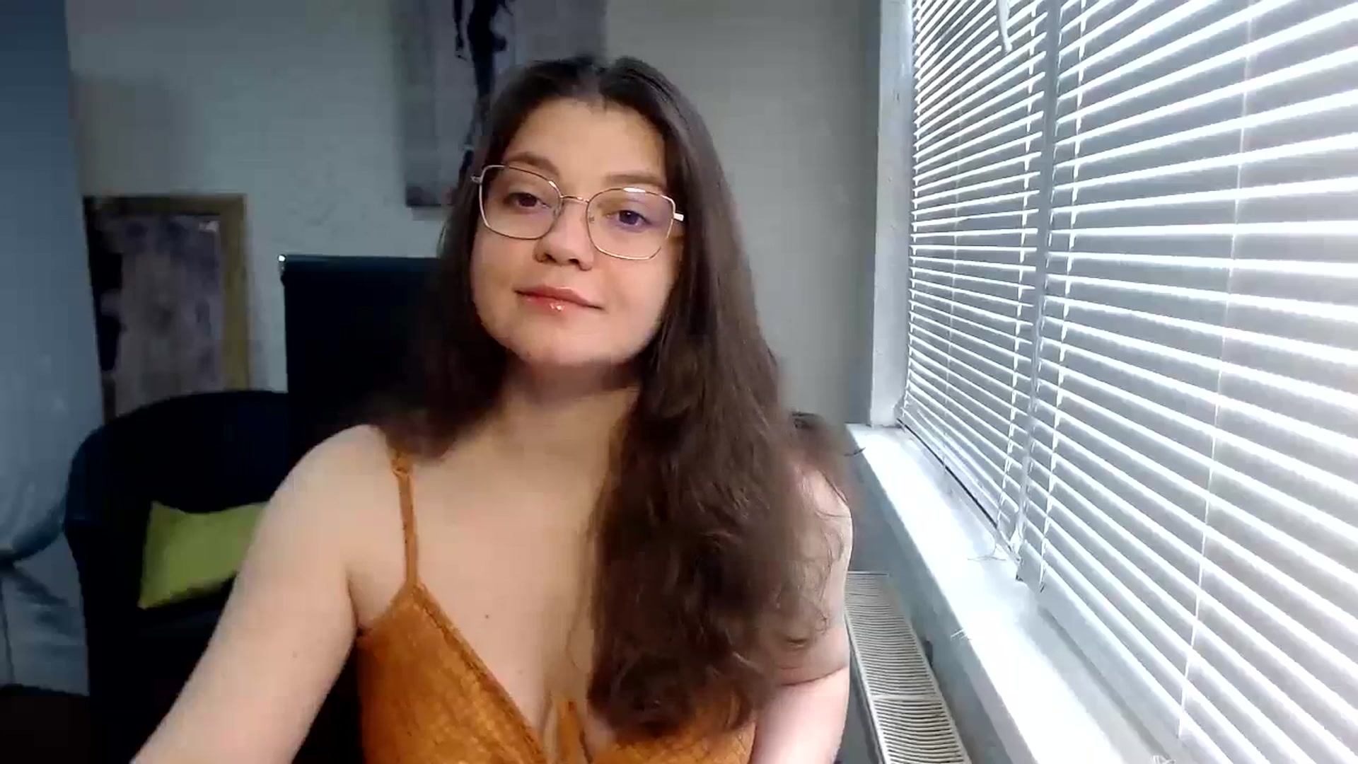 Gallery image thumbnail from SweetArinaA's myfreecams stream on, 03/28/2024, 11:07 image 7 of 20
