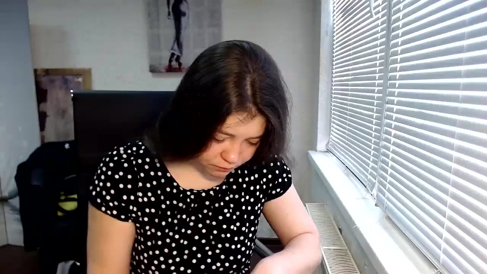 Gallery image thumbnail from SweetArinaA's myfreecams stream on, 03/31/2024, 12:02 image 3 of 20