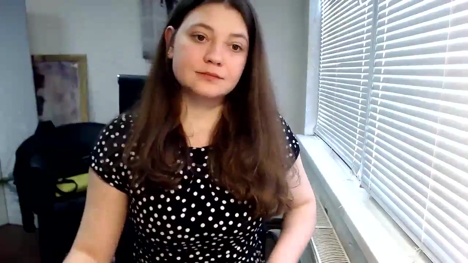 Gallery image thumbnail from SweetArinaA's myfreecams stream on, 03/31/2024, 13:29 image 6 of 20