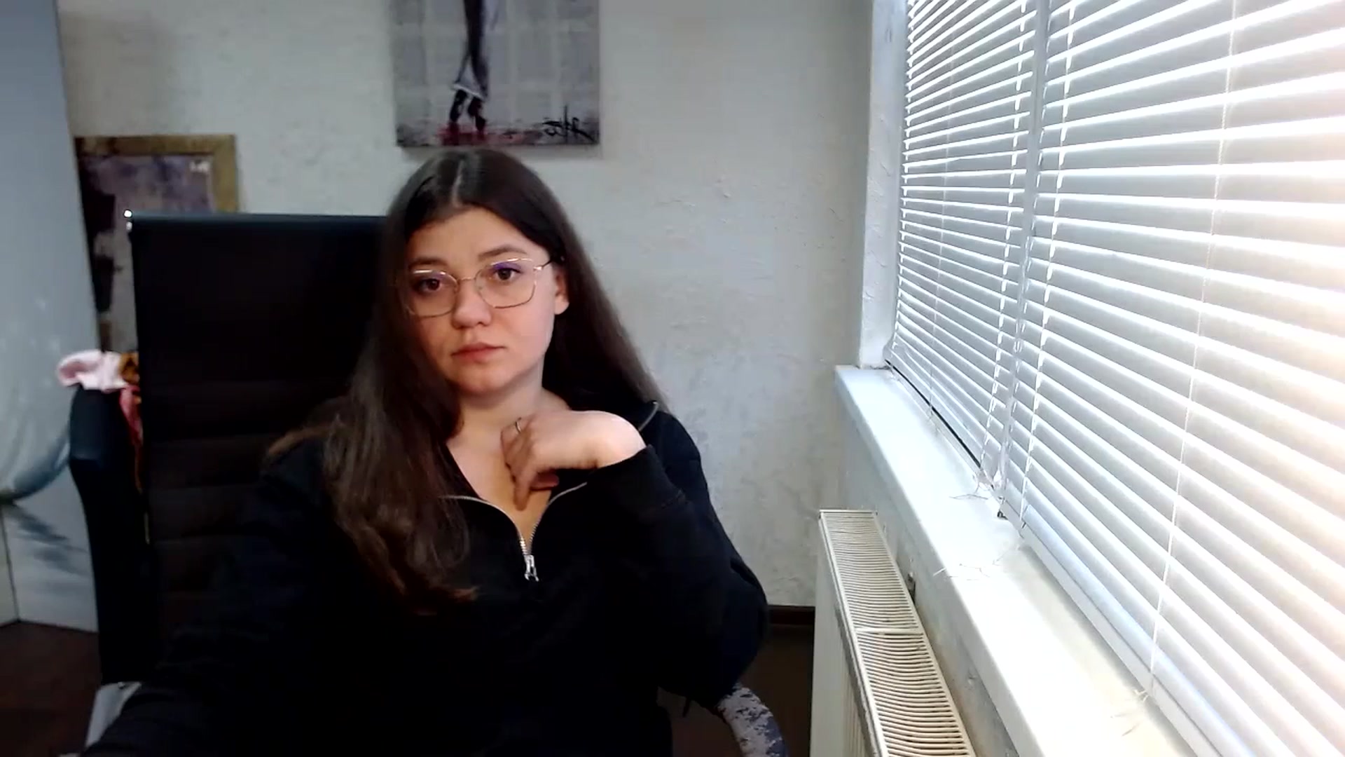 Gallery image thumbnail from SweetArinaA's myfreecams stream on, 03/31/2024, 15:05 image 9 of 20