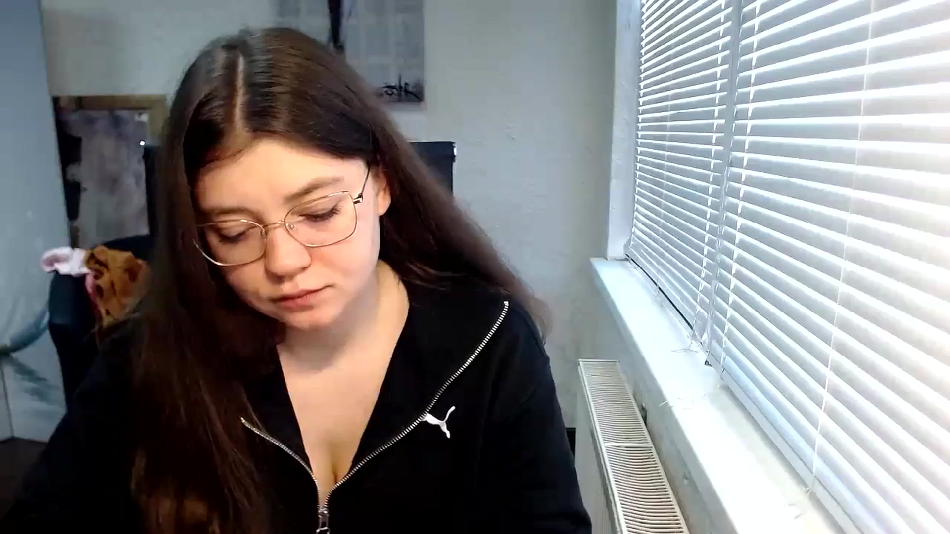 Gallery image thumbnail from SweetArinaA's myfreecams stream on, 03/31/2024, 15:05 image 6 of 20