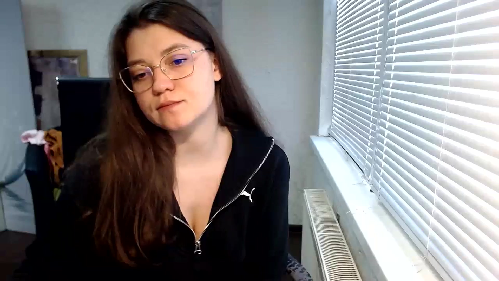 Gallery image thumbnail from SweetArinaA's myfreecams stream on, 03/31/2024, 15:05 image 16 of 20