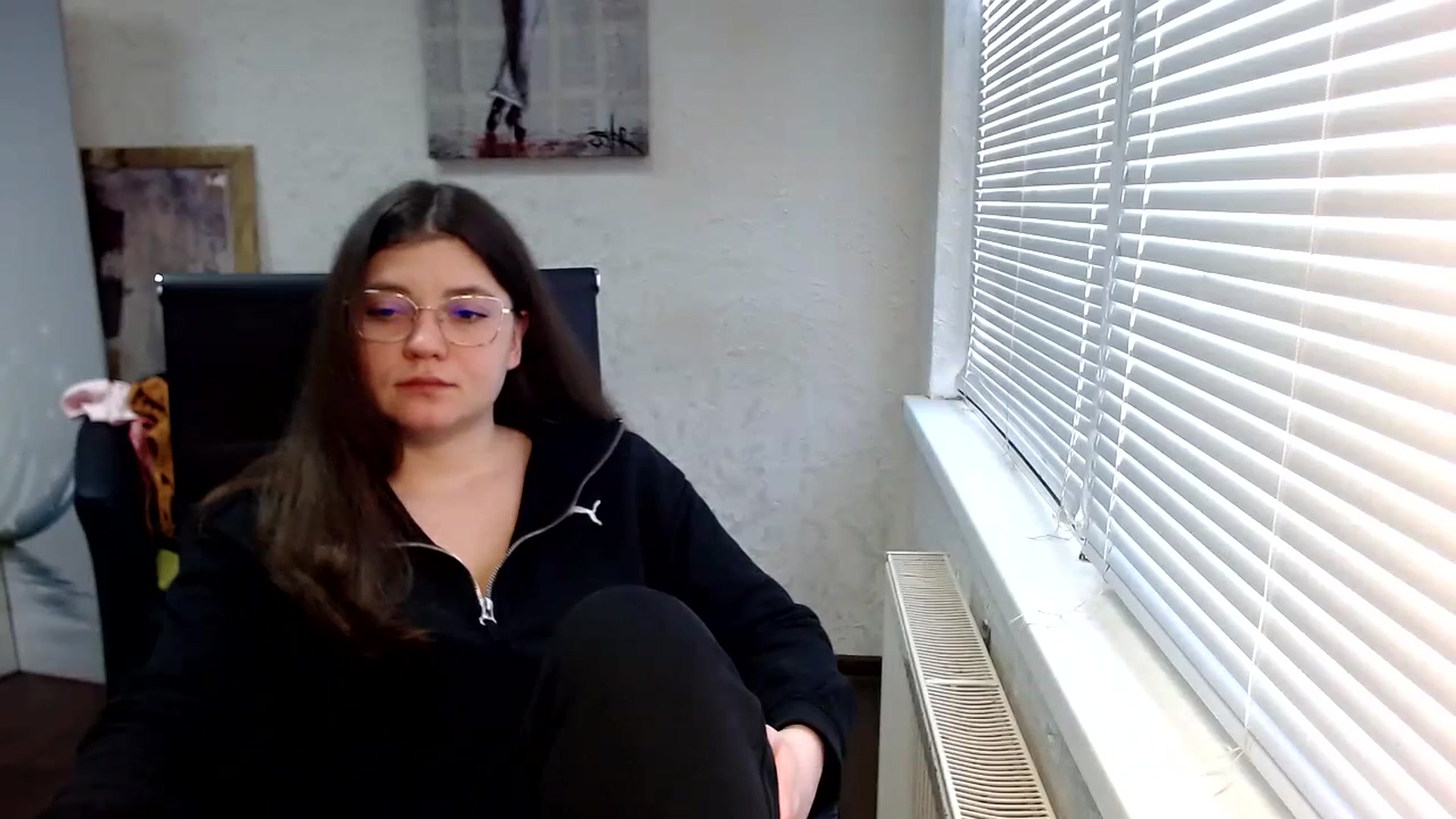 Gallery image thumbnail from SweetArinaA's myfreecams stream on, 03/31/2024, 15:05 image 8 of 20