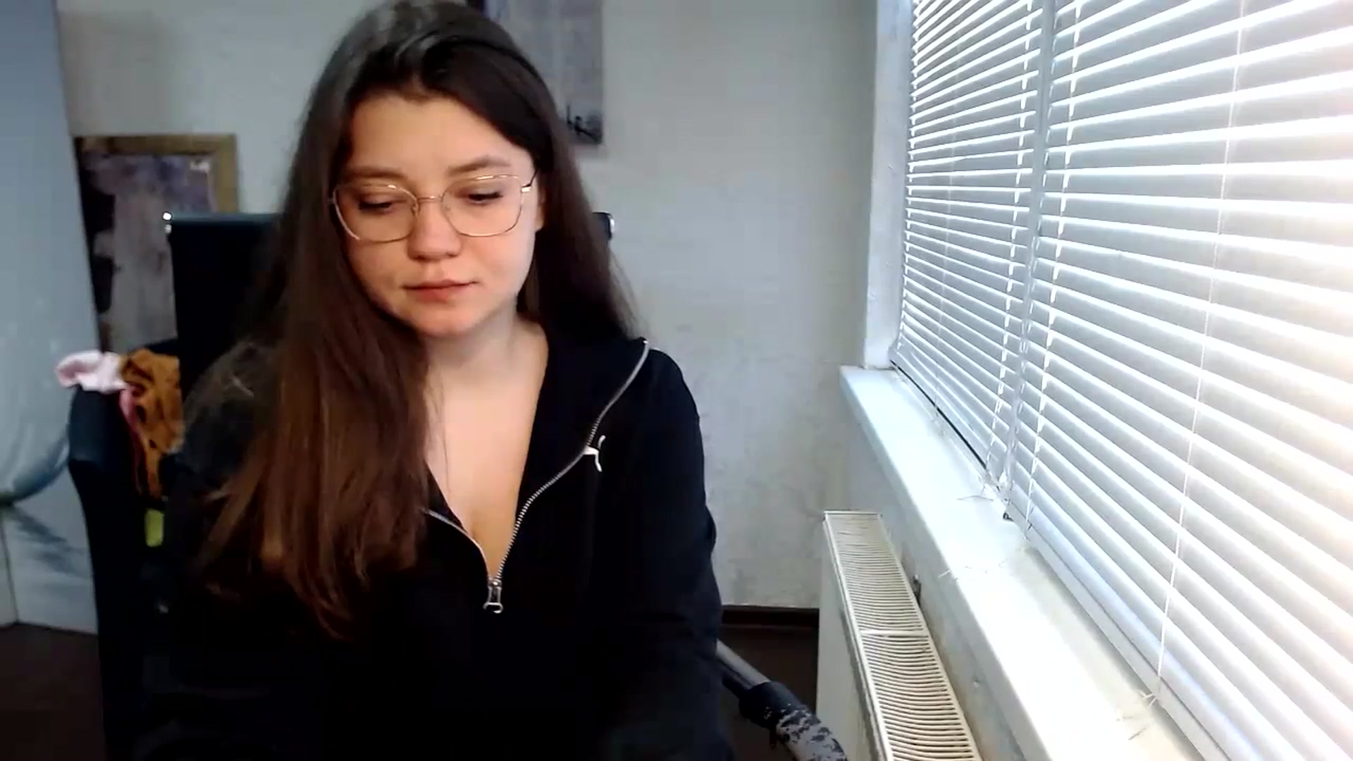 Gallery image thumbnail from SweetArinaA's myfreecams stream on, 03/31/2024, 15:05 image 15 of 20