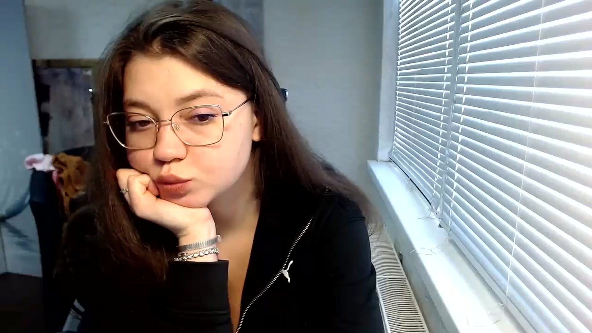 Gallery image thumbnail from SweetArinaA's myfreecams stream on, 03/31/2024, 15:05 image 20 of 20