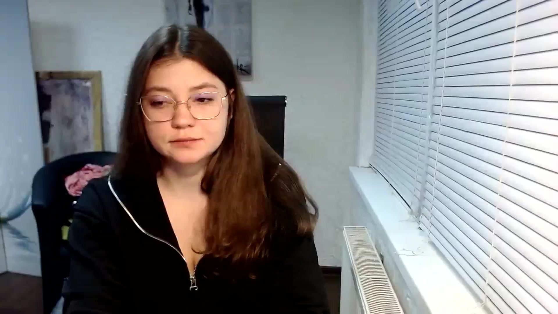 Gallery image thumbnail from SweetArinaA's myfreecams stream on, 03/31/2024, 16:40 image 15 of 20