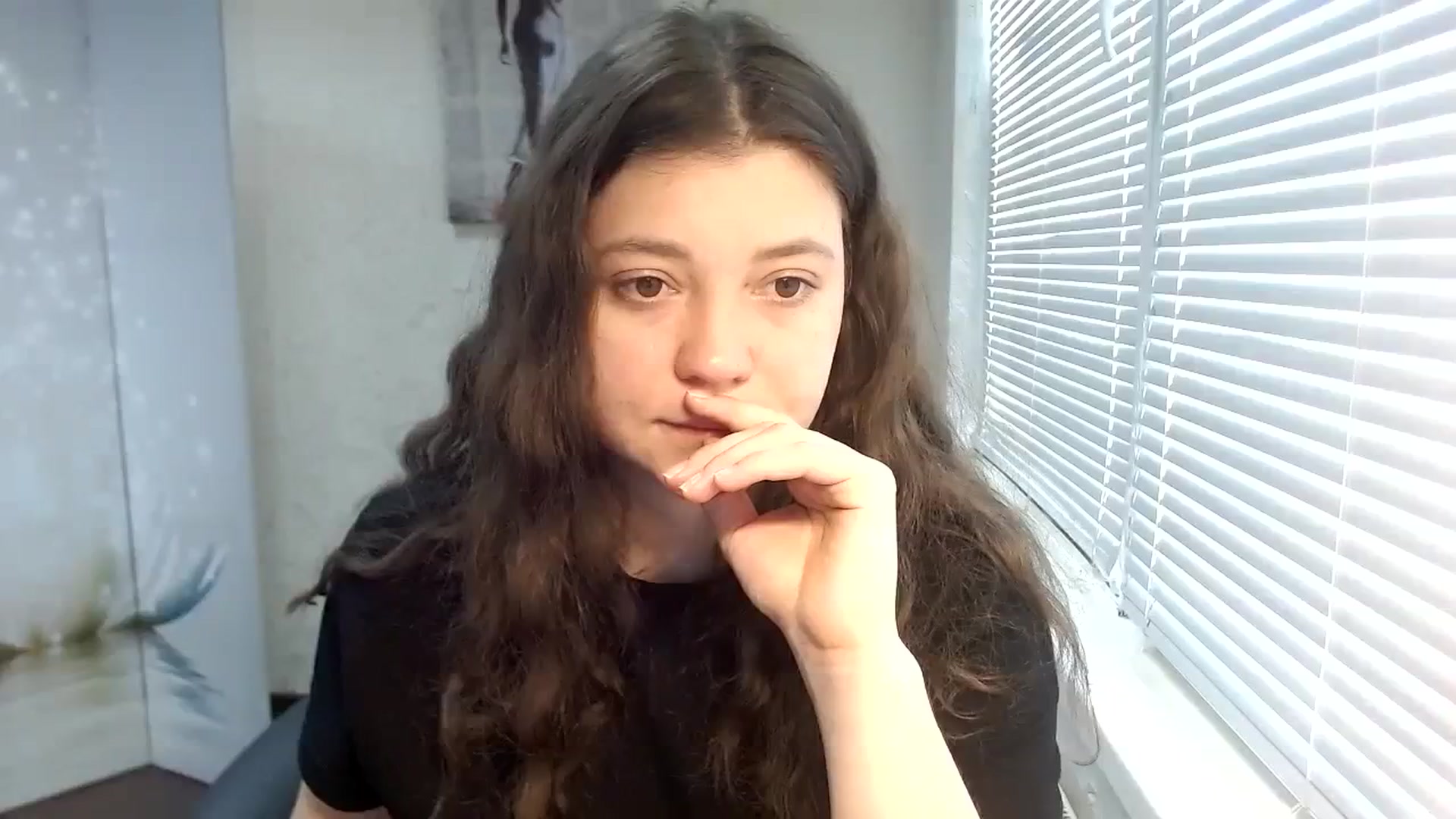 Gallery image thumbnail from SweetArinaA's myfreecams stream on, 04/12/2024, 12:04 image 10 of 20