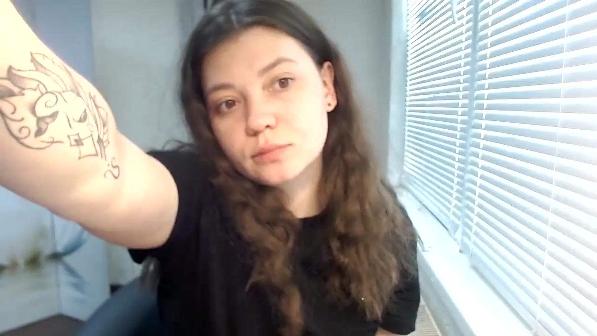 Gallery image thumbnail from SweetArinaA's myfreecams stream on, 04/12/2024, 12:04 image 8 of 20