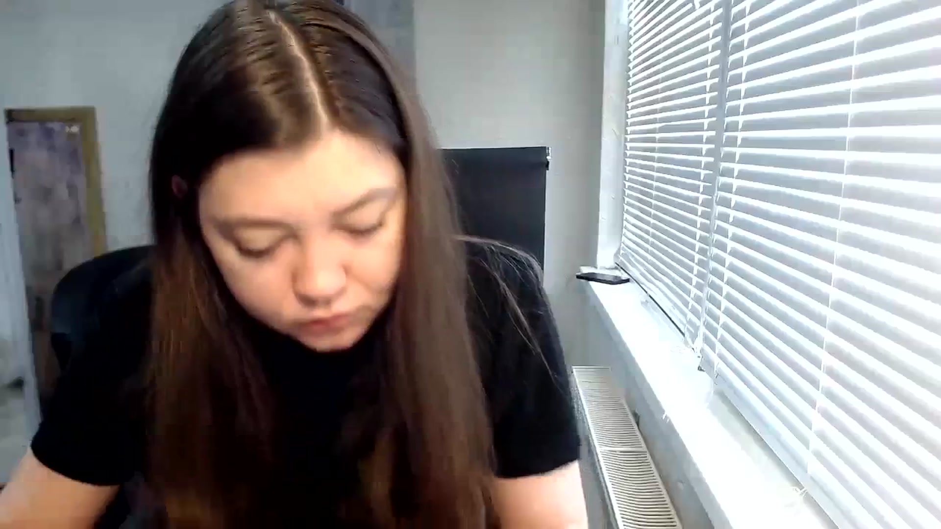 Gallery image thumbnail from SweetArinaA's myfreecams stream on, 04/14/2024, 11:49 image 2 of 20