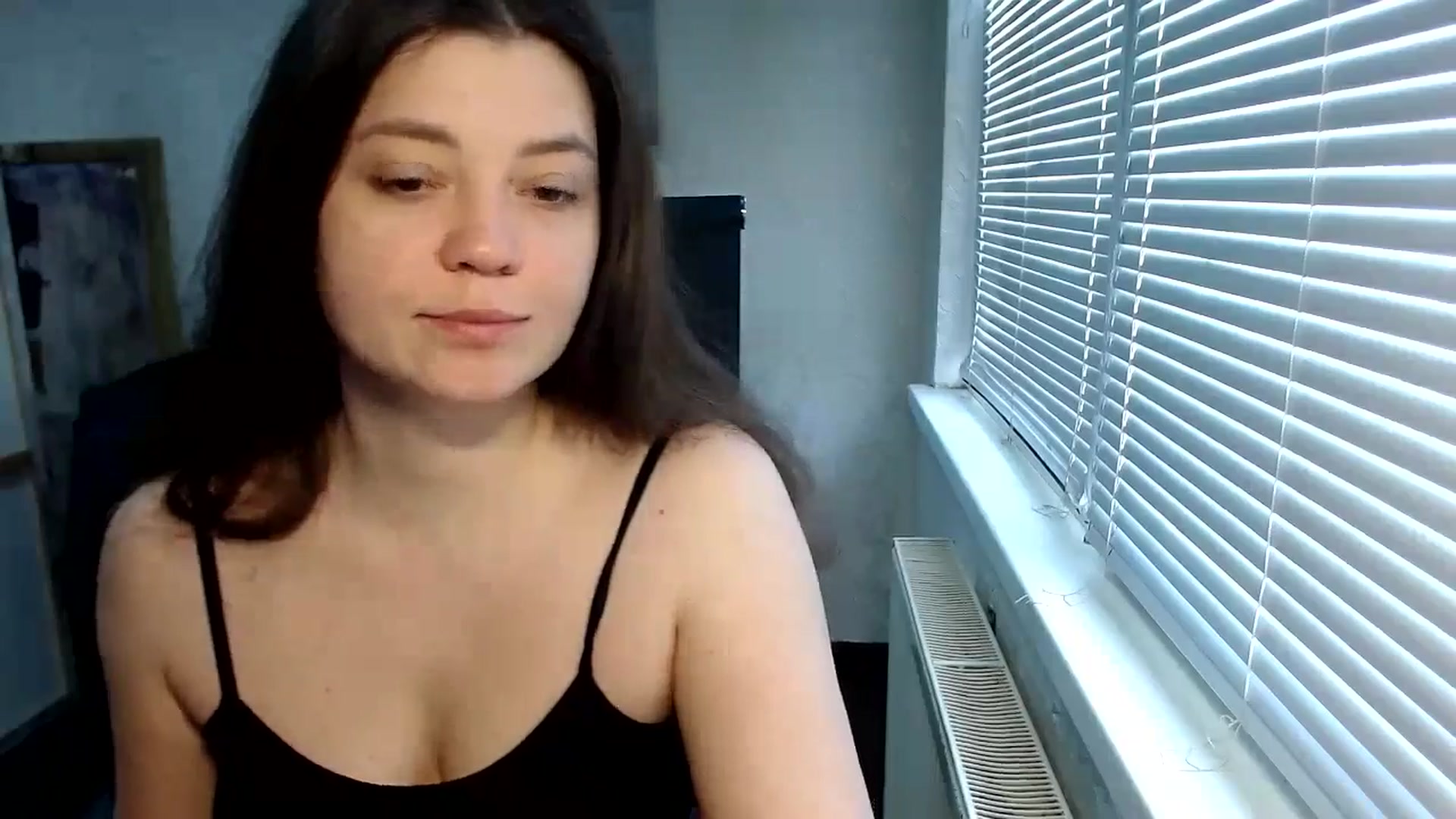 Gallery image thumbnail from SweetArinaA's myfreecams stream on, 04/25/2024, 09:21 image 14 of 20