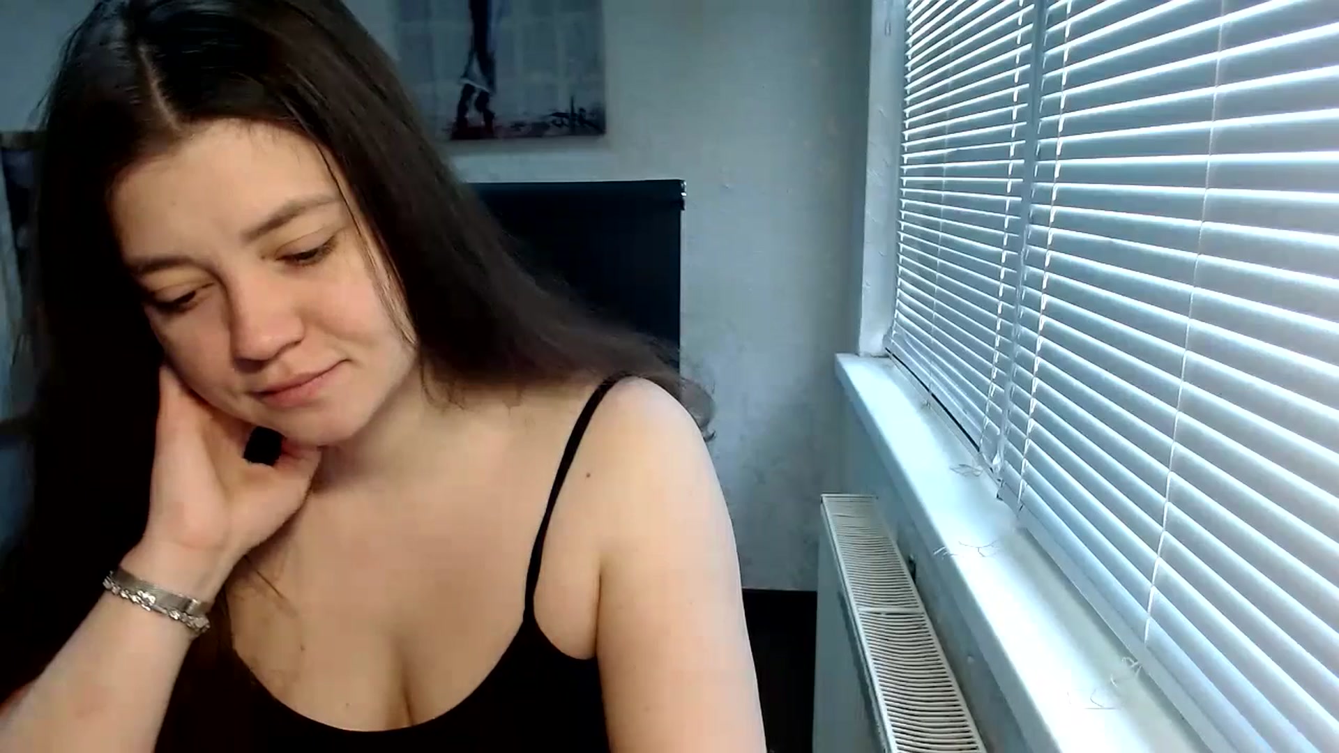 Gallery image thumbnail from SweetArinaA's myfreecams stream on, 04/25/2024, 09:21 image 13 of 20