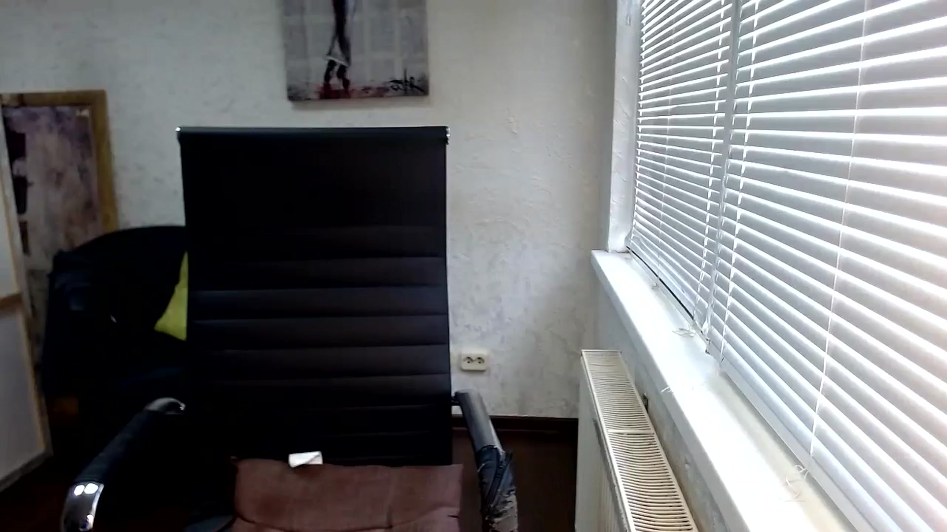Gallery image thumbnail from SweetArinaA's myfreecams stream on, 04/25/2024, 09:21 image 10 of 20