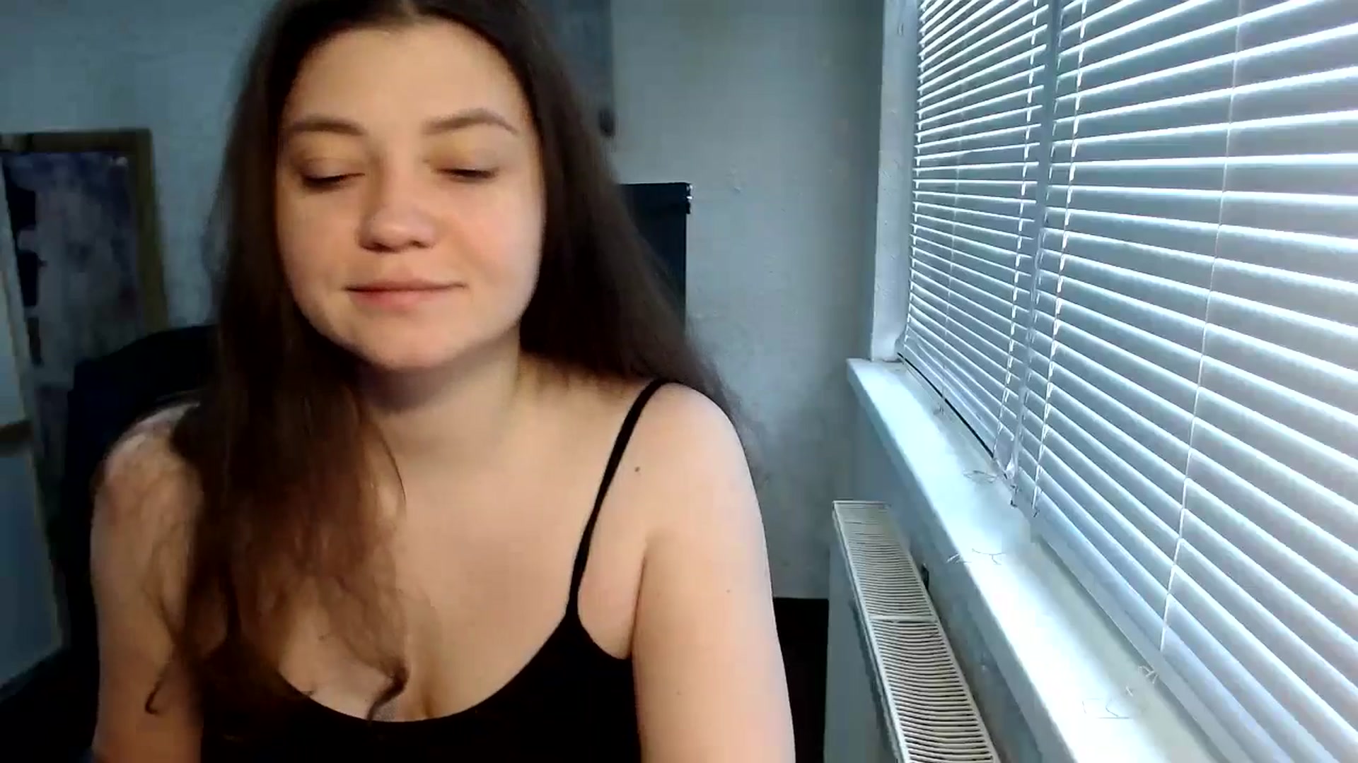 Gallery image thumbnail from SweetArinaA's myfreecams stream on, 04/25/2024, 09:21 image 12 of 20