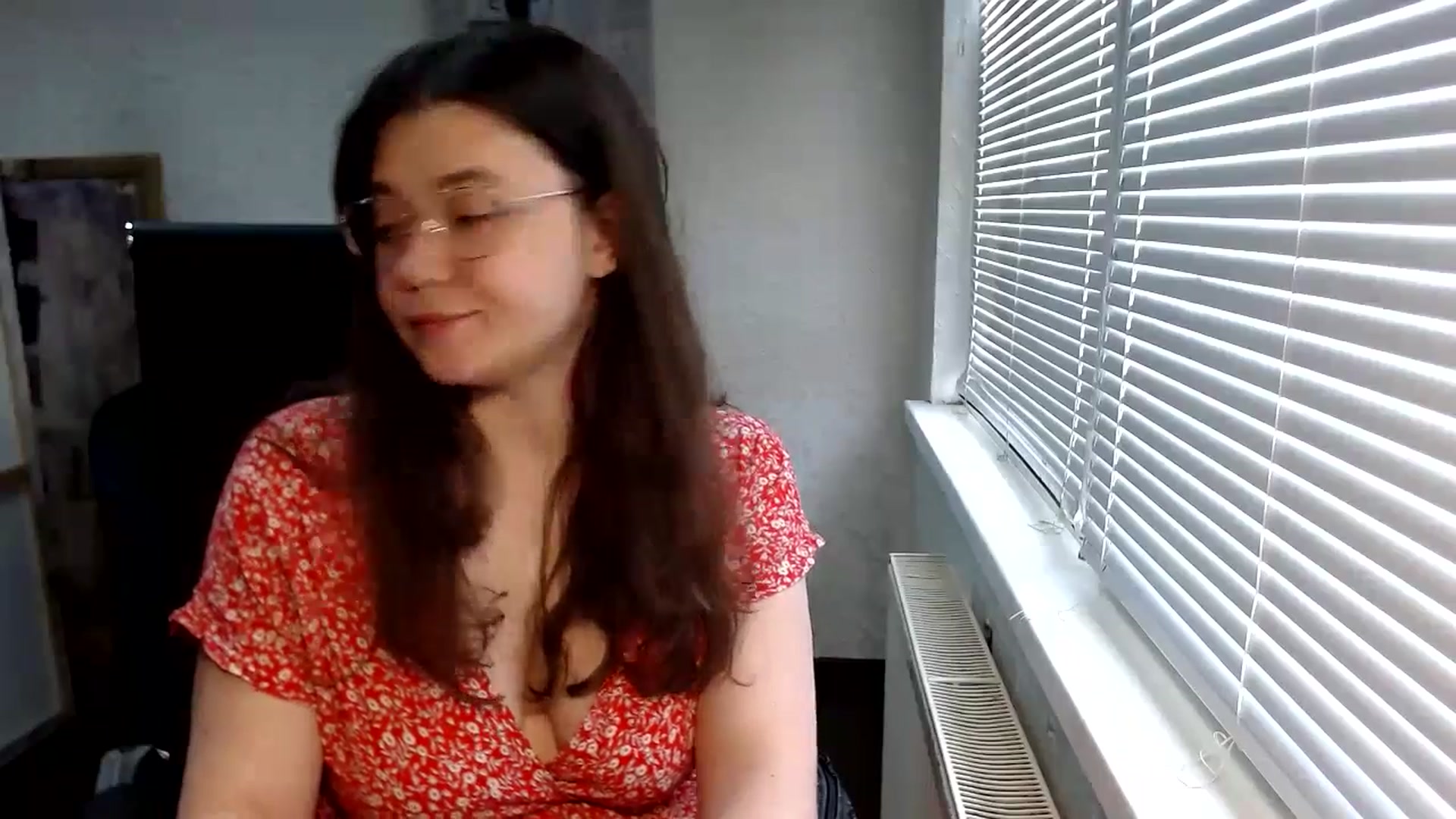 Gallery image thumbnail from SweetArinaA's myfreecams stream on, 04/25/2024, 10:53 image 16 of 20