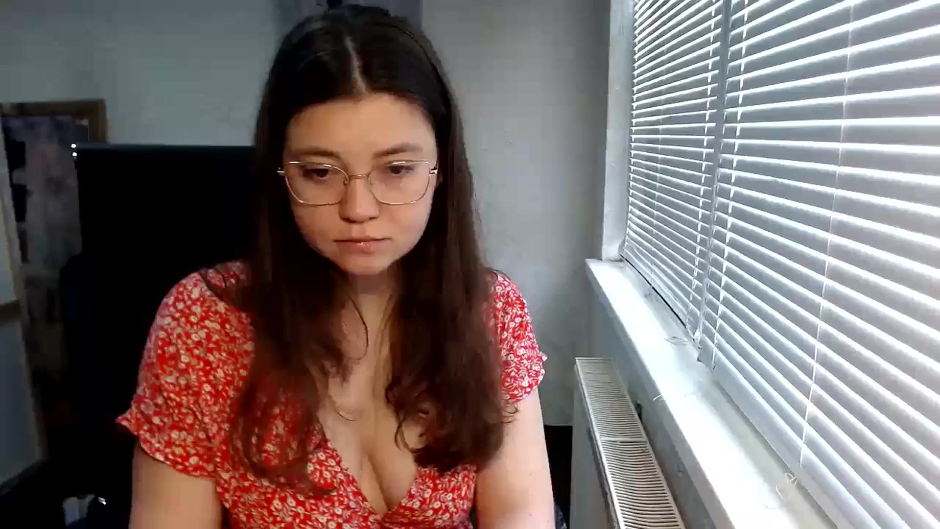 Gallery image thumbnail from SweetArinaA's myfreecams stream on, 04/25/2024, 10:53 image 13 of 20