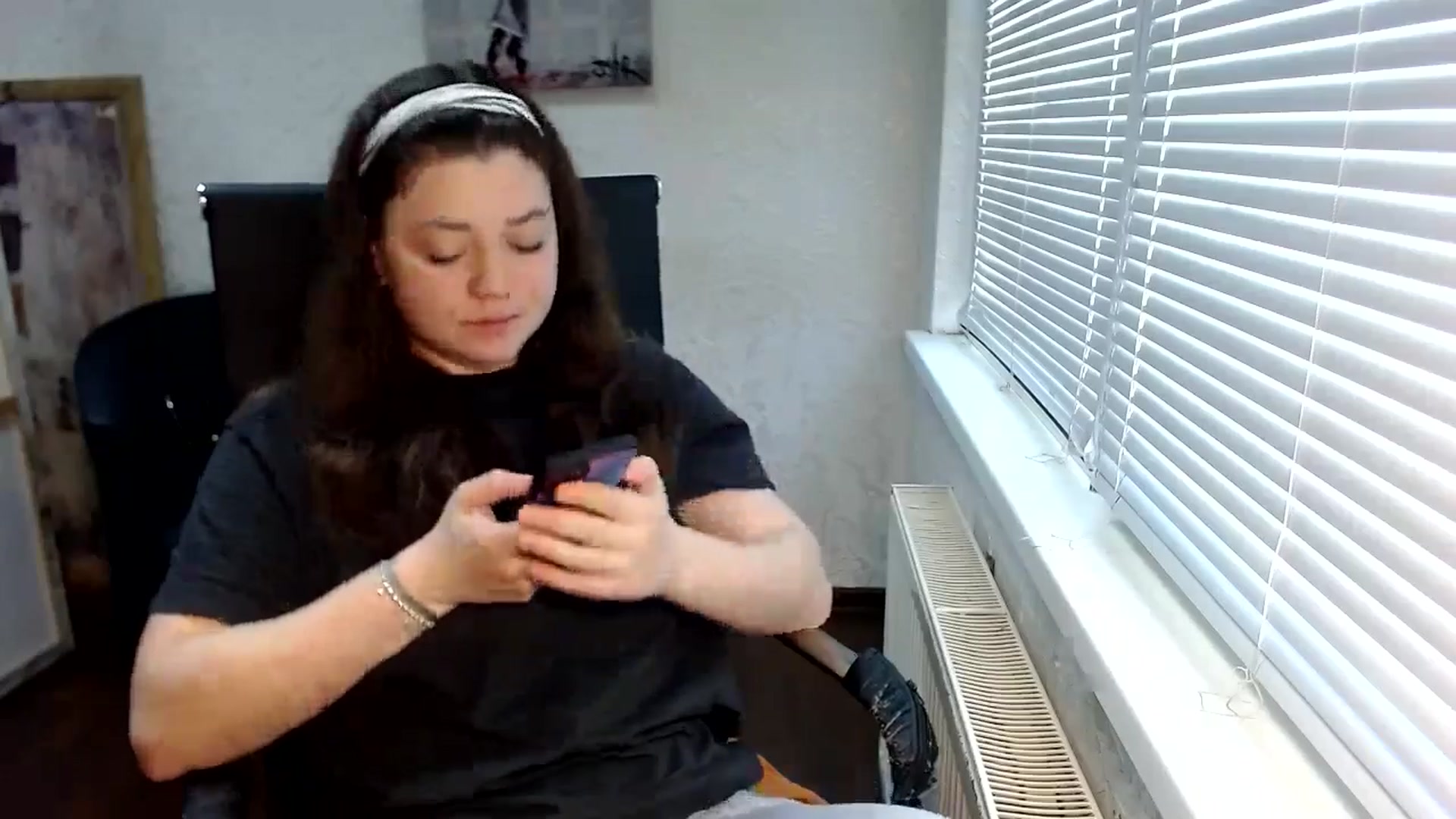 Gallery image thumbnail from SweetArinaA's myfreecams stream on, 04/30/2024, 11:35 image 7 of 20