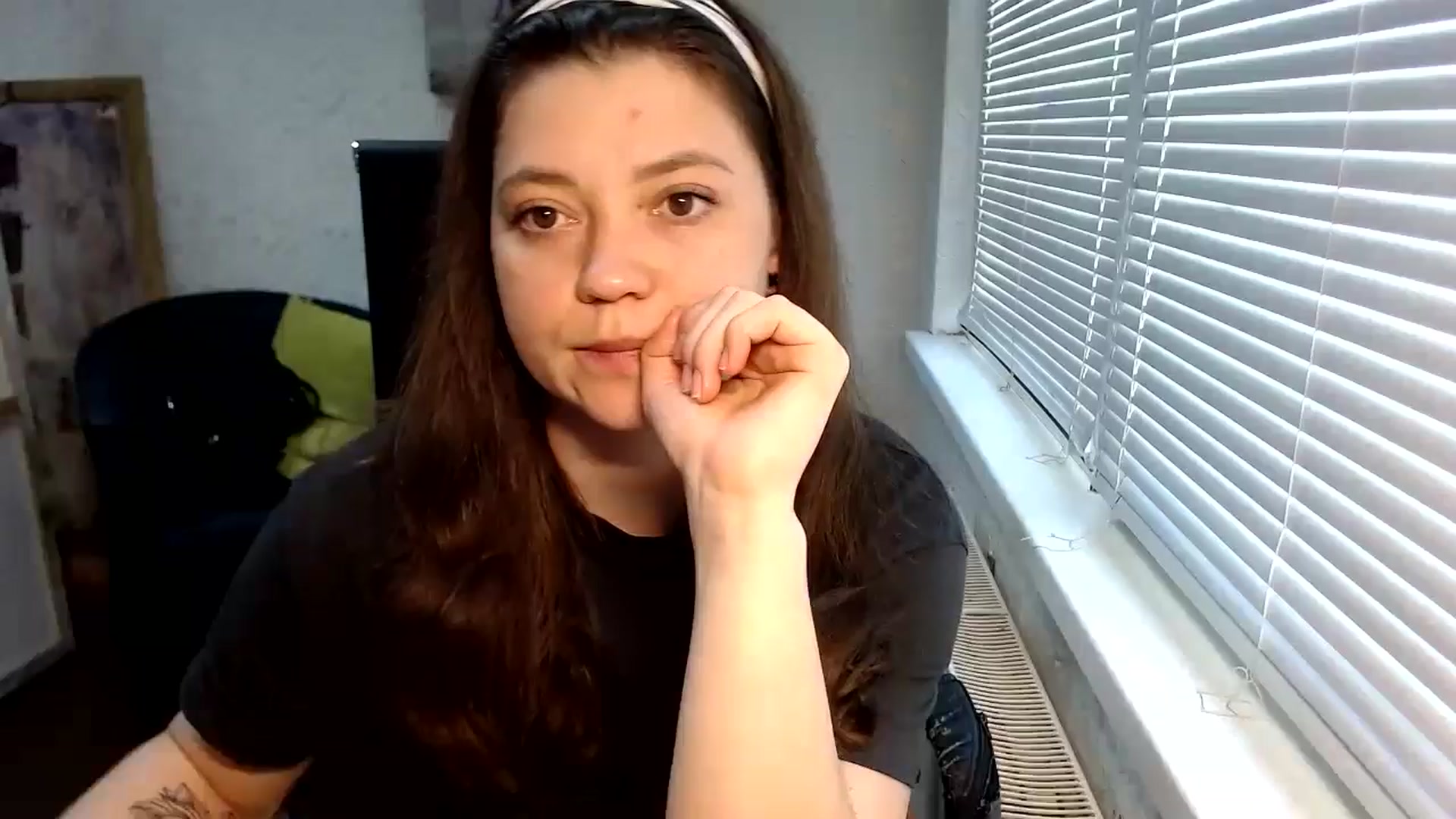 Gallery image thumbnail from SweetArinaA's myfreecams stream on, 04/30/2024, 11:35 image 16 of 20