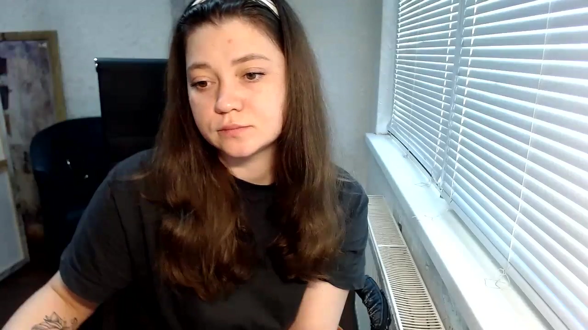 Gallery image thumbnail from SweetArinaA's myfreecams stream on, 04/30/2024, 11:35 image 5 of 20