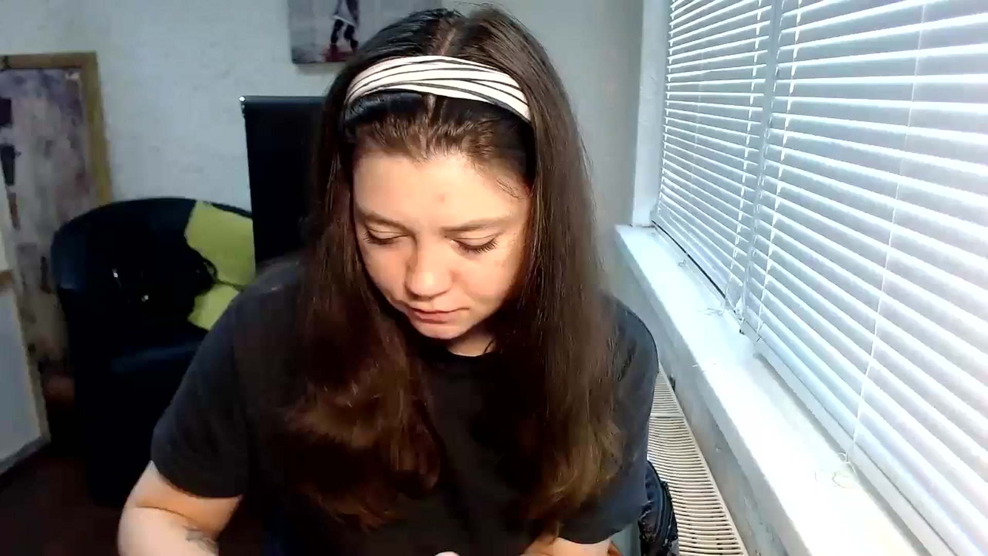 Gallery image thumbnail from SweetArinaA's myfreecams stream on, 04/30/2024, 11:35 image 20 of 20