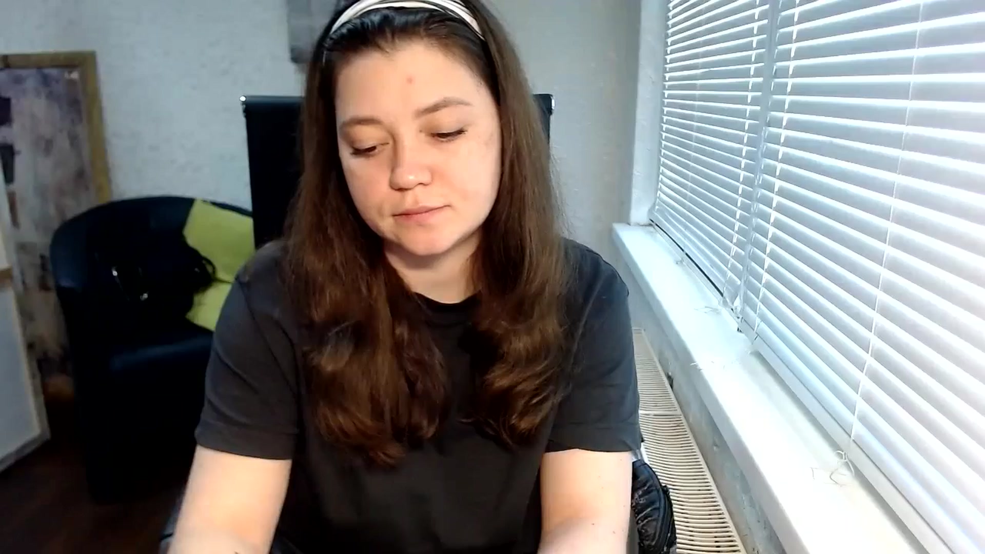 Gallery image thumbnail from SweetArinaA's myfreecams stream on, 04/30/2024, 11:35 image 12 of 20