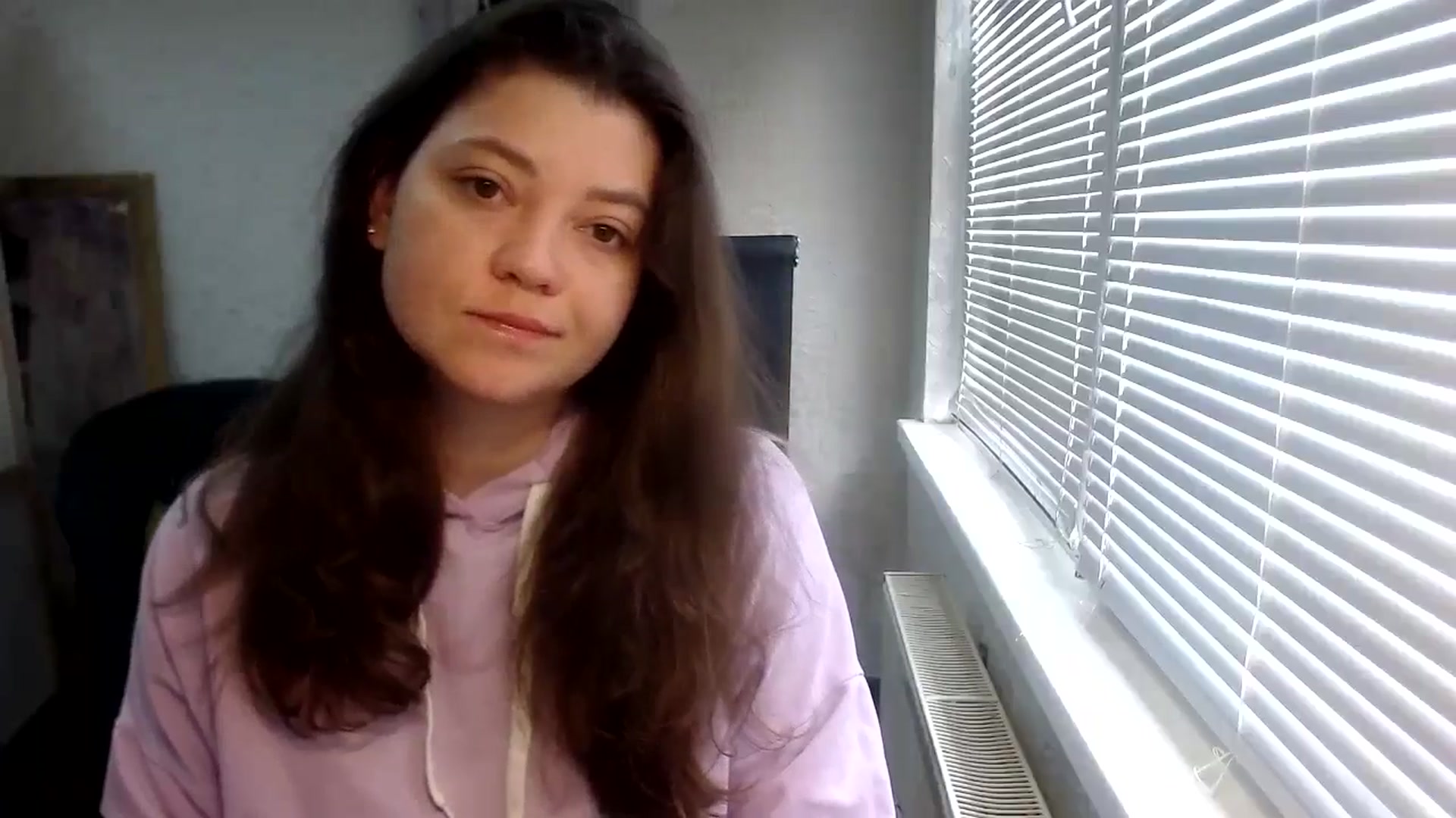 Gallery image thumbnail from SweetArinaA's myfreecams stream on, 05/13/2024, 07:13 image 5 of 20