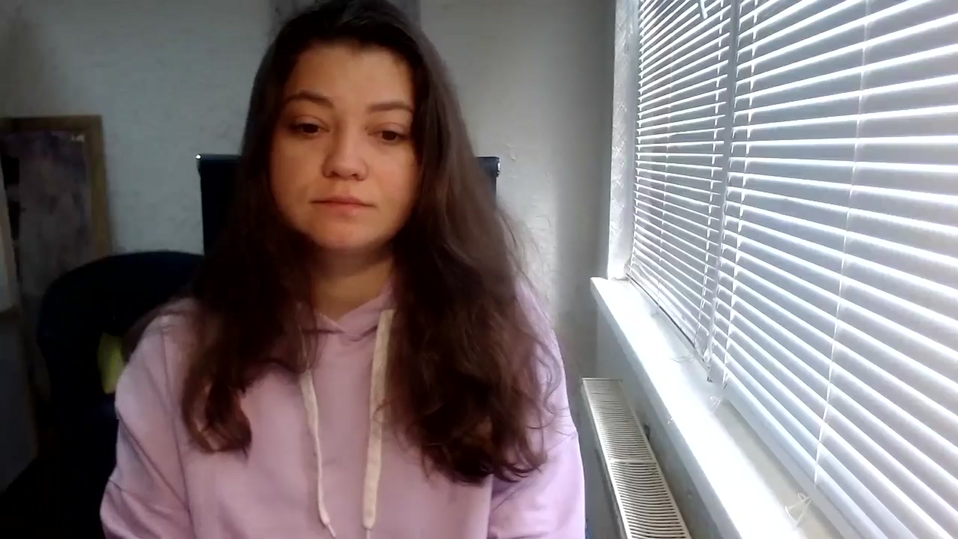 Gallery image thumbnail from SweetArinaA's myfreecams stream on, 05/13/2024, 07:13 image 2 of 20