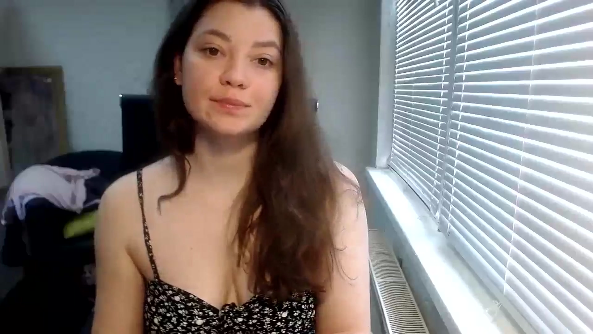 Gallery image thumbnail from SweetArinaA's myfreecams stream on, 05/13/2024, 07:56 image 17 of 20