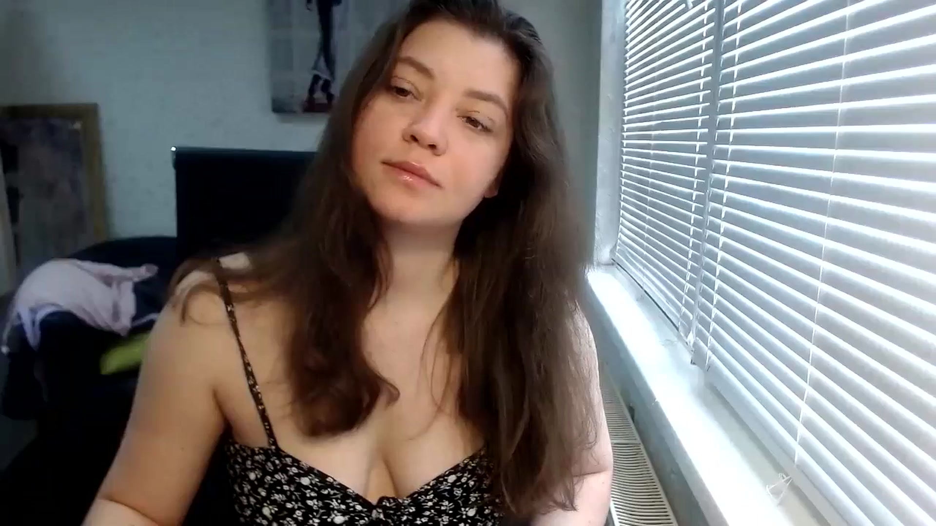 Gallery image thumbnail from SweetArinaA's myfreecams stream on, 05/13/2024, 08:09 image 16 of 20