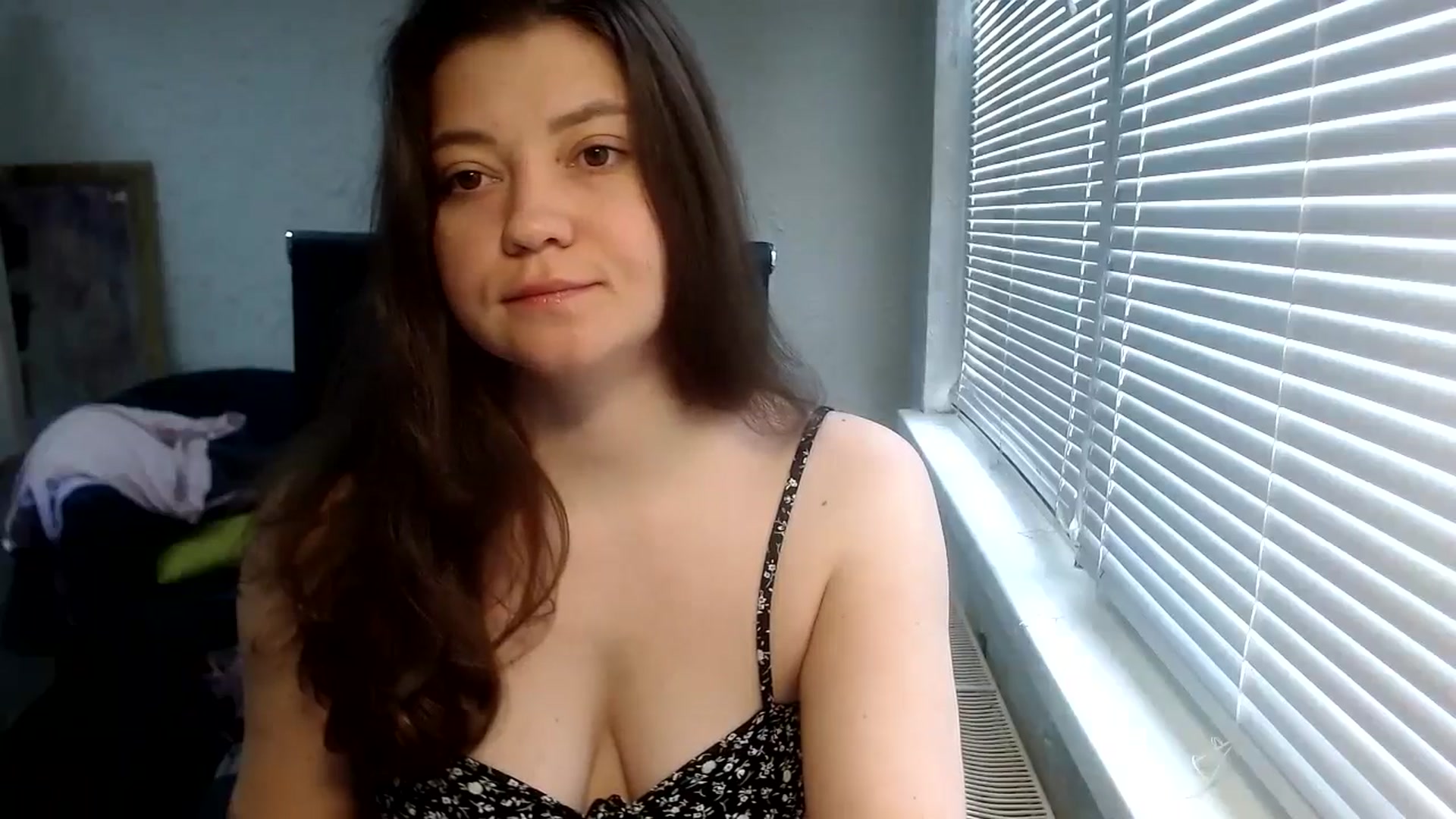 Gallery image thumbnail from SweetArinaA's myfreecams stream on, 05/13/2024, 08:09 image 2 of 20