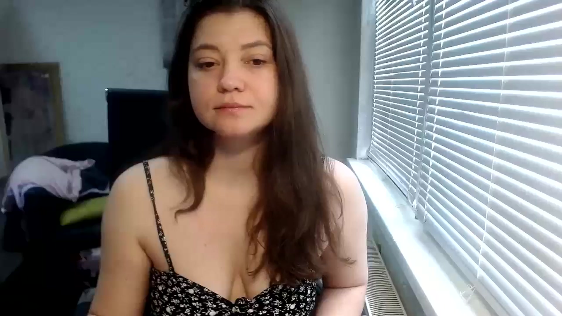 Gallery image thumbnail from SweetArinaA's myfreecams stream on, 05/13/2024, 08:09 image 10 of 20