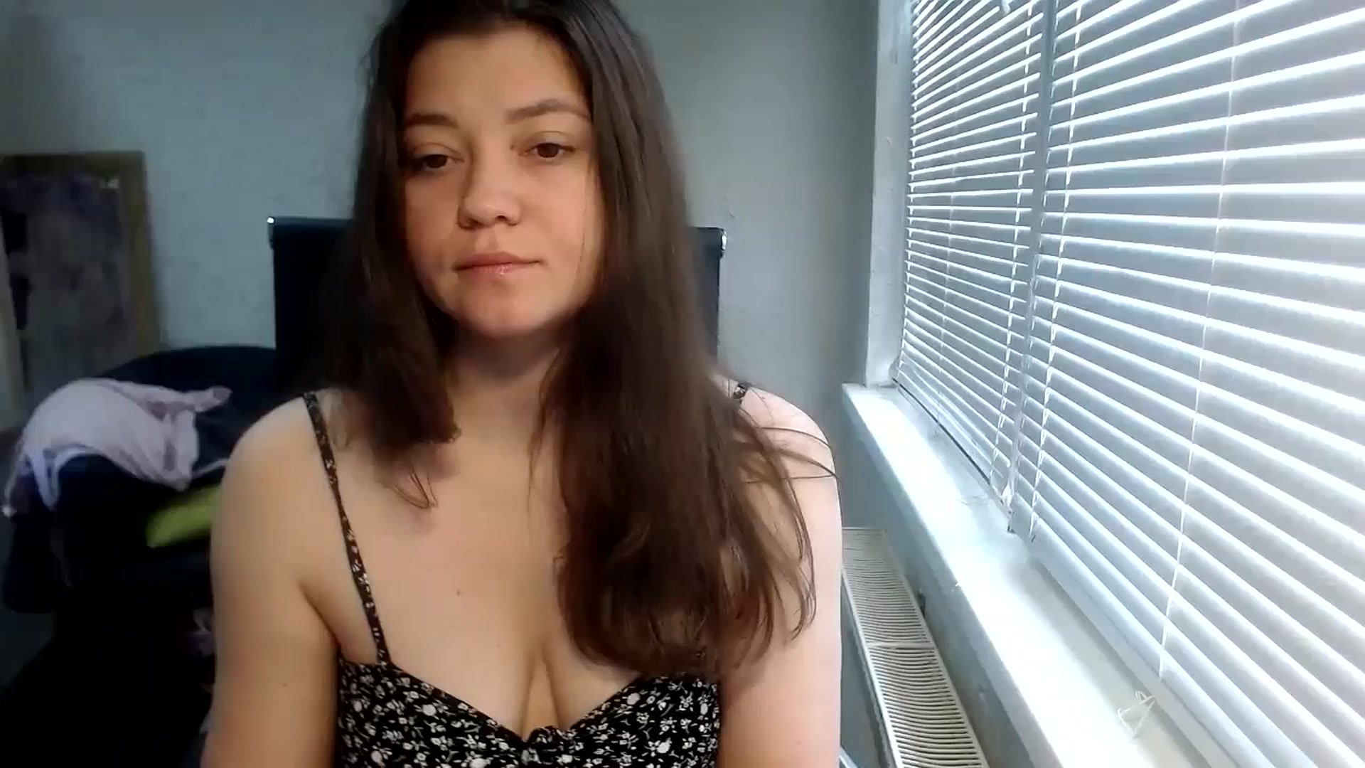 Gallery image thumbnail from SweetArinaA's myfreecams stream on, 05/13/2024, 08:09 image 6 of 20