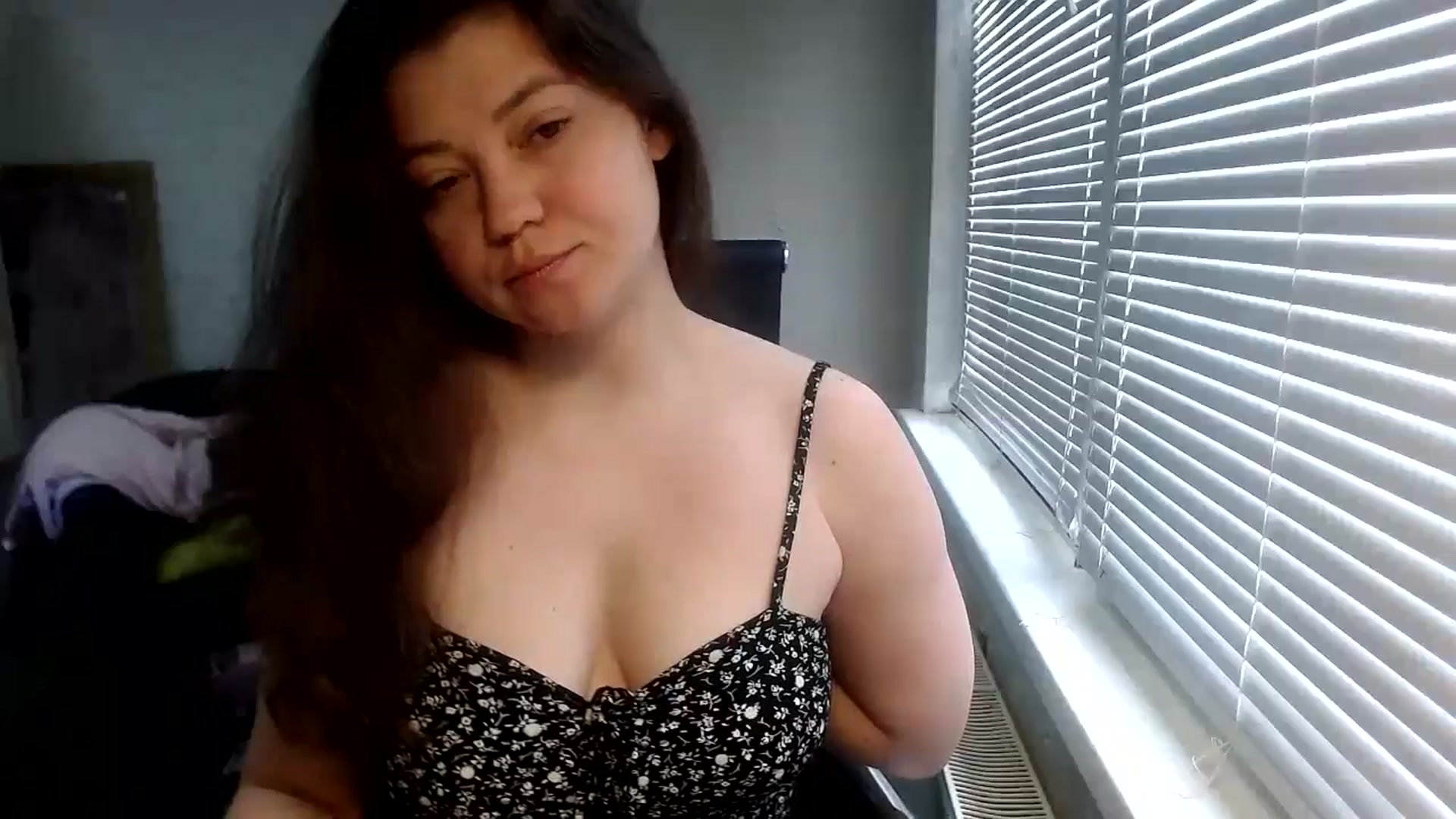 Gallery image thumbnail from SweetArinaA's myfreecams stream on, 05/13/2024, 08:09 image 17 of 20