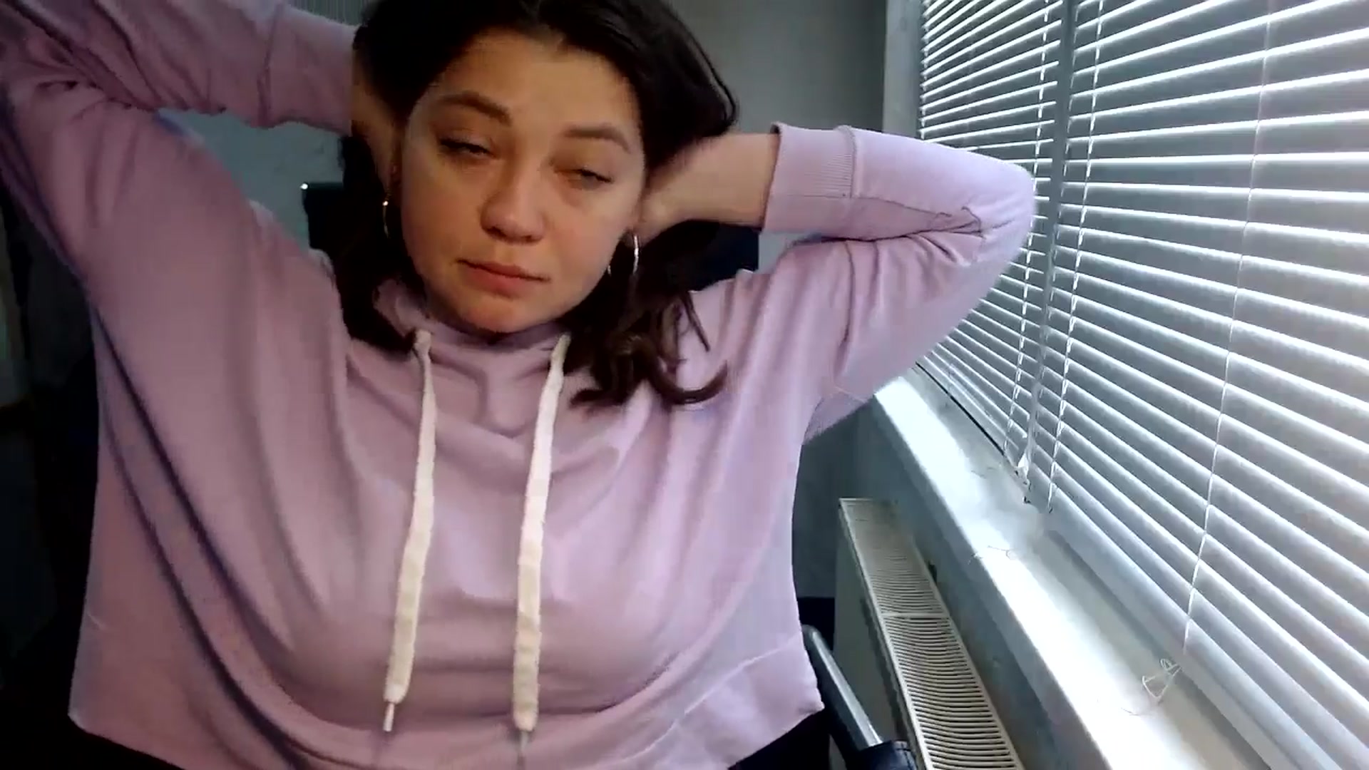 Gallery image thumbnail from SweetArinaA's myfreecams stream on, 05/14/2024, 09:30 image 4 of 20