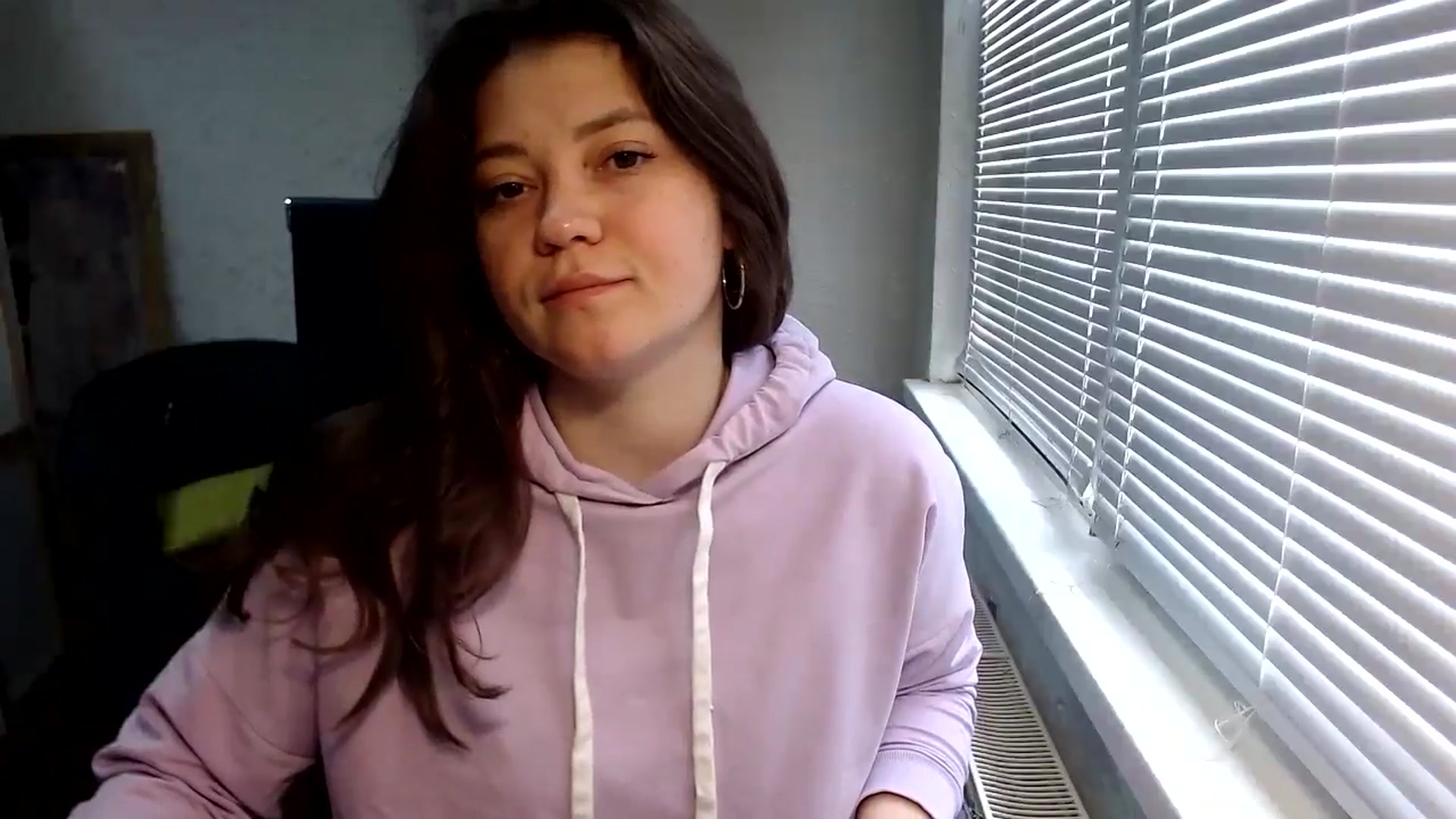 Gallery image thumbnail from SweetArinaA's myfreecams stream on, 05/14/2024, 09:30 image 5 of 20