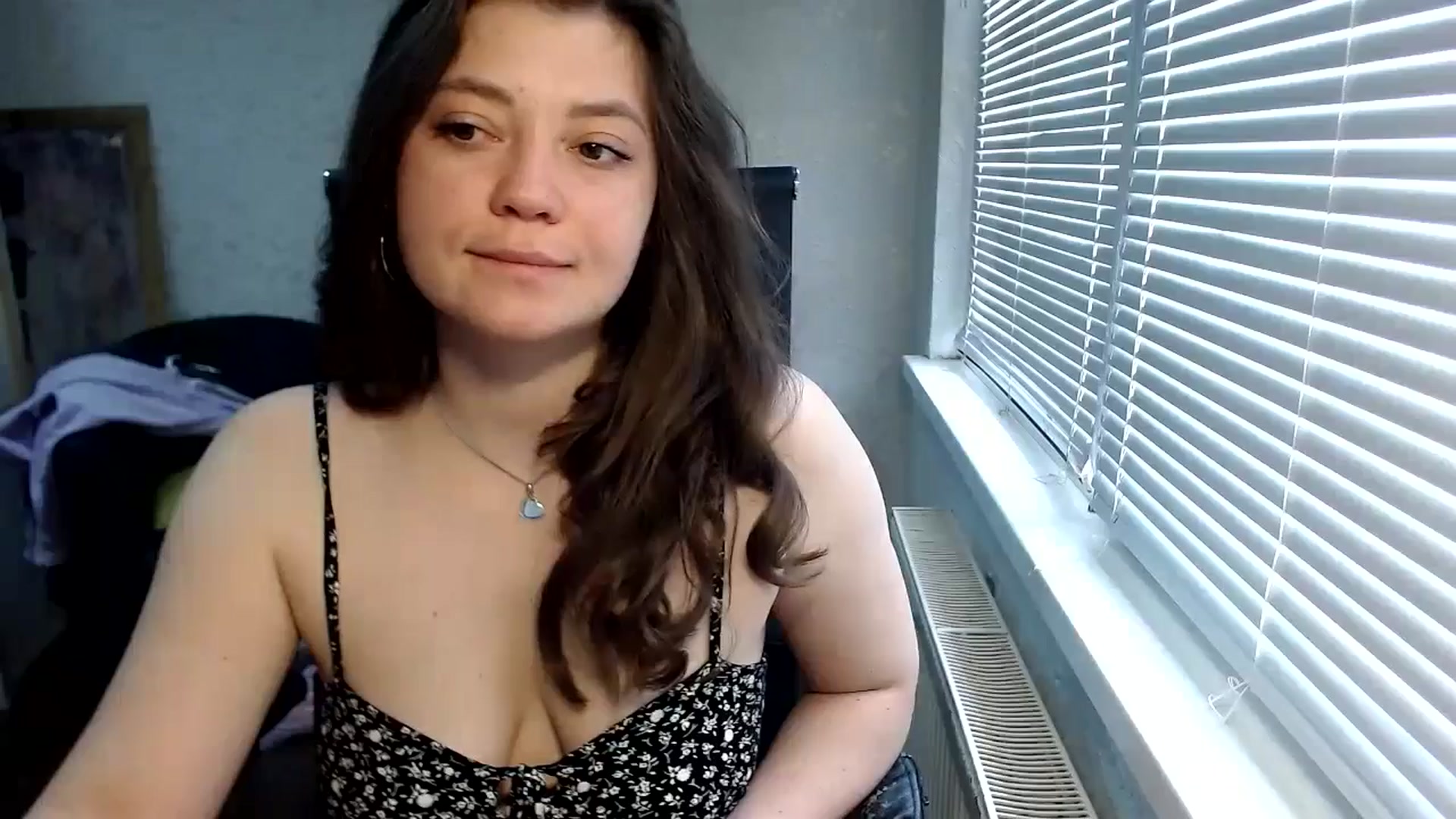 Gallery image thumbnail from SweetArinaA's myfreecams stream on, 05/14/2024, 10:52 image 6 of 20