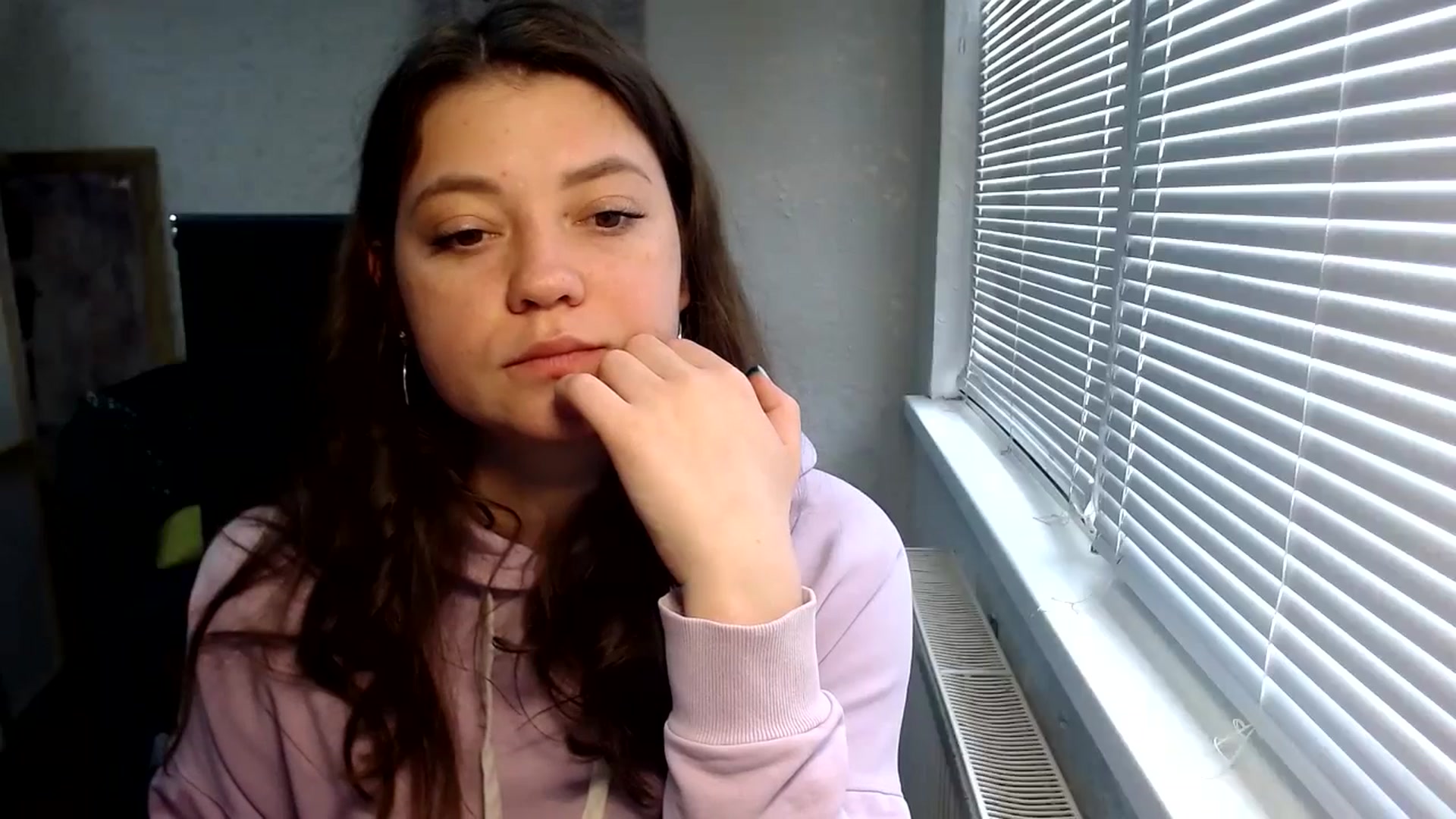 Gallery image thumbnail from SweetArinaA's myfreecams stream on, 05/14/2024, 11:57 image 9 of 20