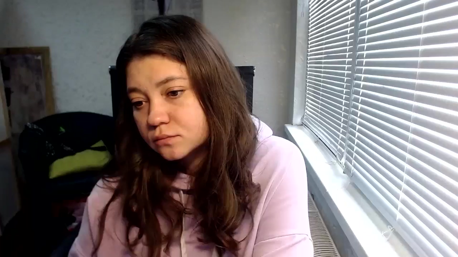 Gallery image thumbnail from SweetArinaA's myfreecams stream on, 05/14/2024, 11:57 image 12 of 20