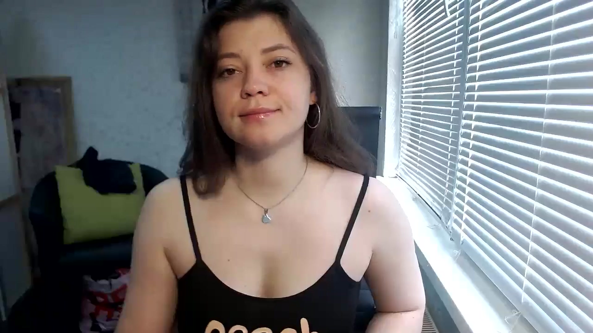 Gallery image thumbnail from SweetArinaA's myfreecams stream on, 05/15/2024, 07:02 image 8 of 20