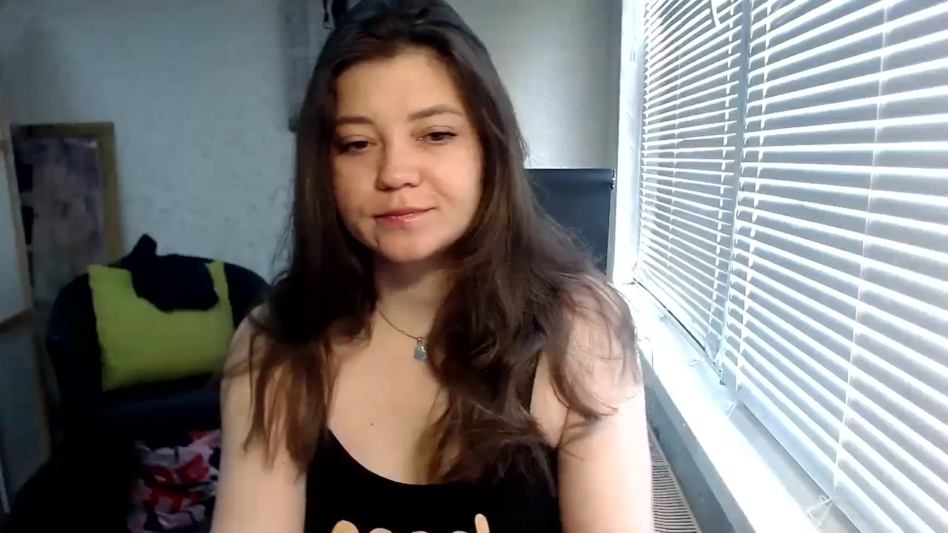 Gallery image thumbnail from SweetArinaA's myfreecams stream on, 05/15/2024, 07:02 image 9 of 20