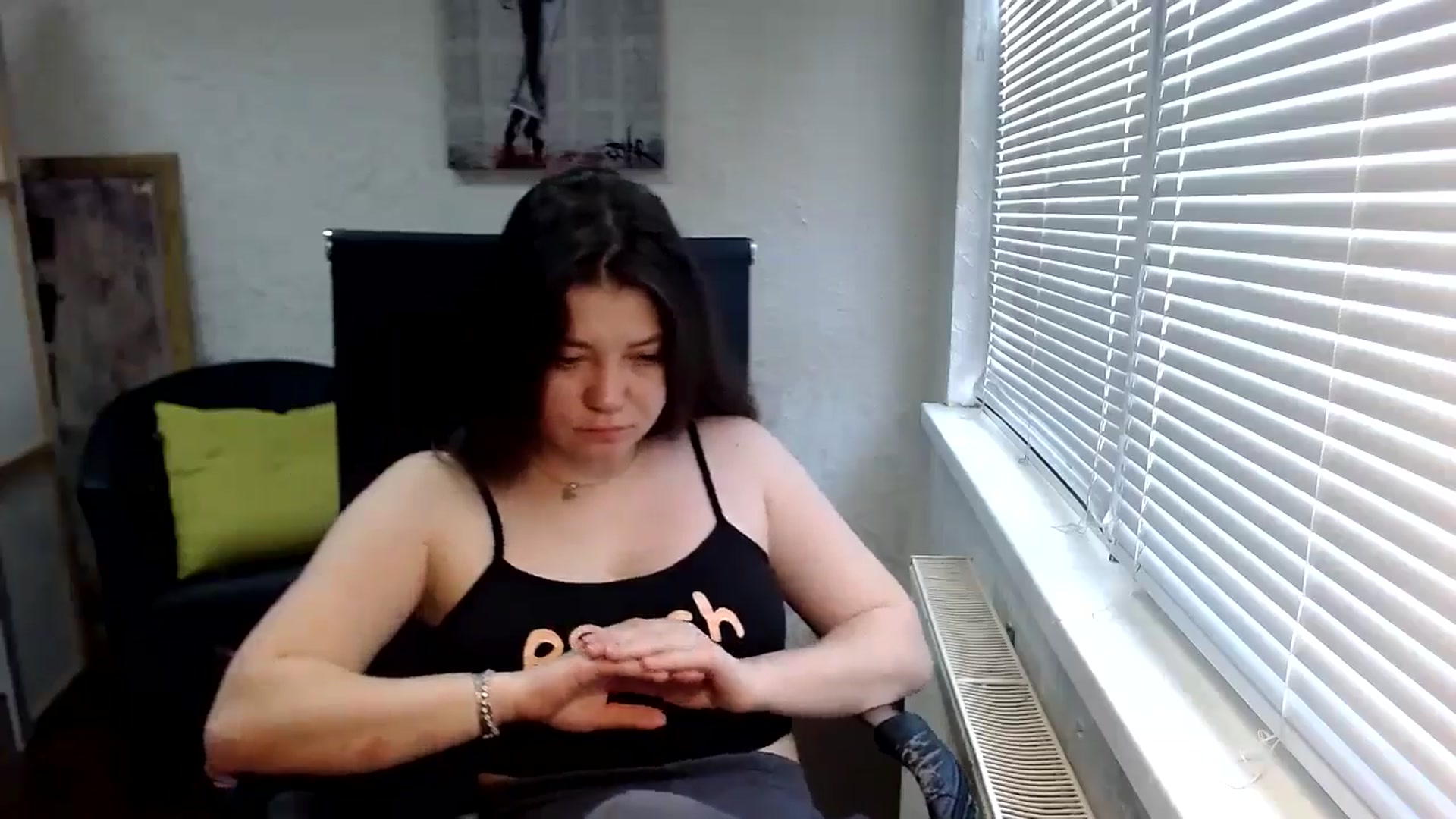 Gallery image thumbnail from SweetArinaA's myfreecams stream on, 05/15/2024, 08:04 image 20 of 20
