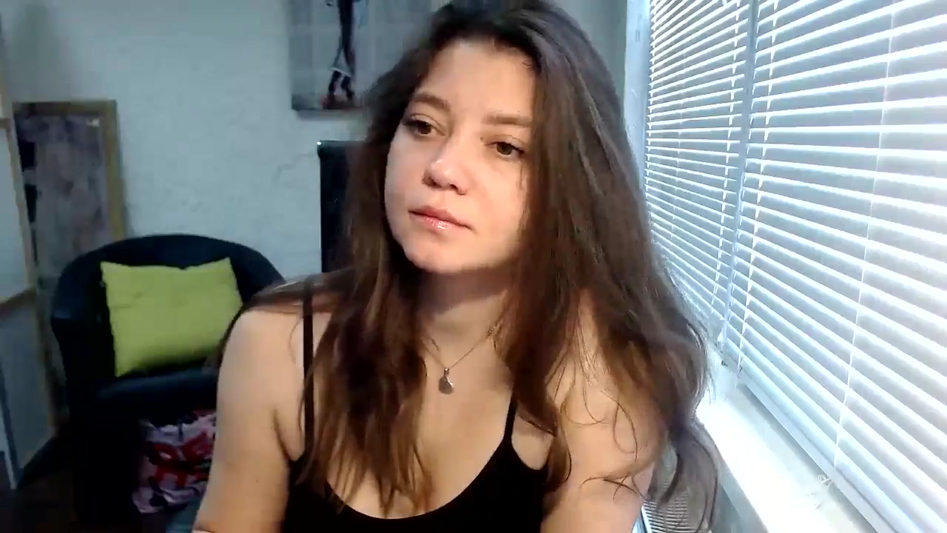 Gallery image thumbnail from SweetArinaA's myfreecams stream on, 05/15/2024, 08:04 image 7 of 20