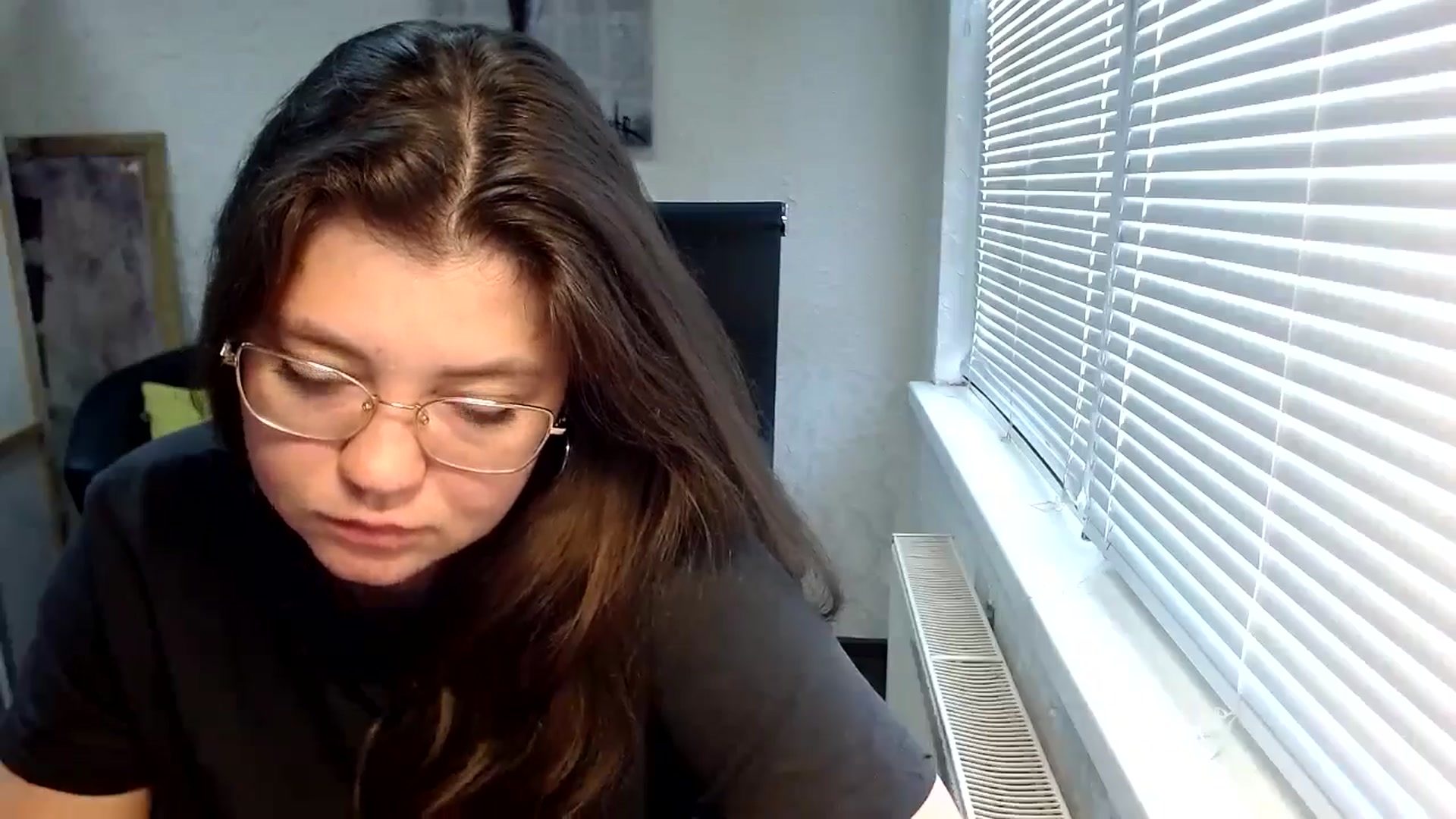 Gallery image thumbnail from SweetArinaA's myfreecams stream on, 05/15/2024, 10:25 image 2 of 20