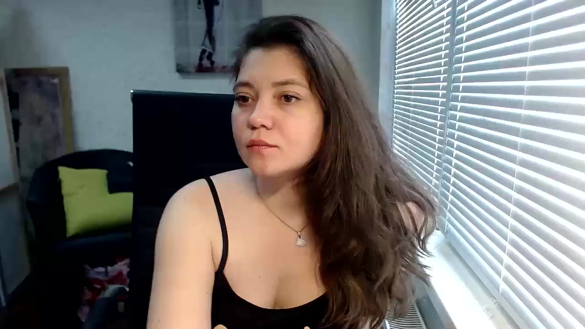 Gallery image thumbnail from SweetArinaA's myfreecams stream on, 05/15/2024, 10:25 image 20 of 20