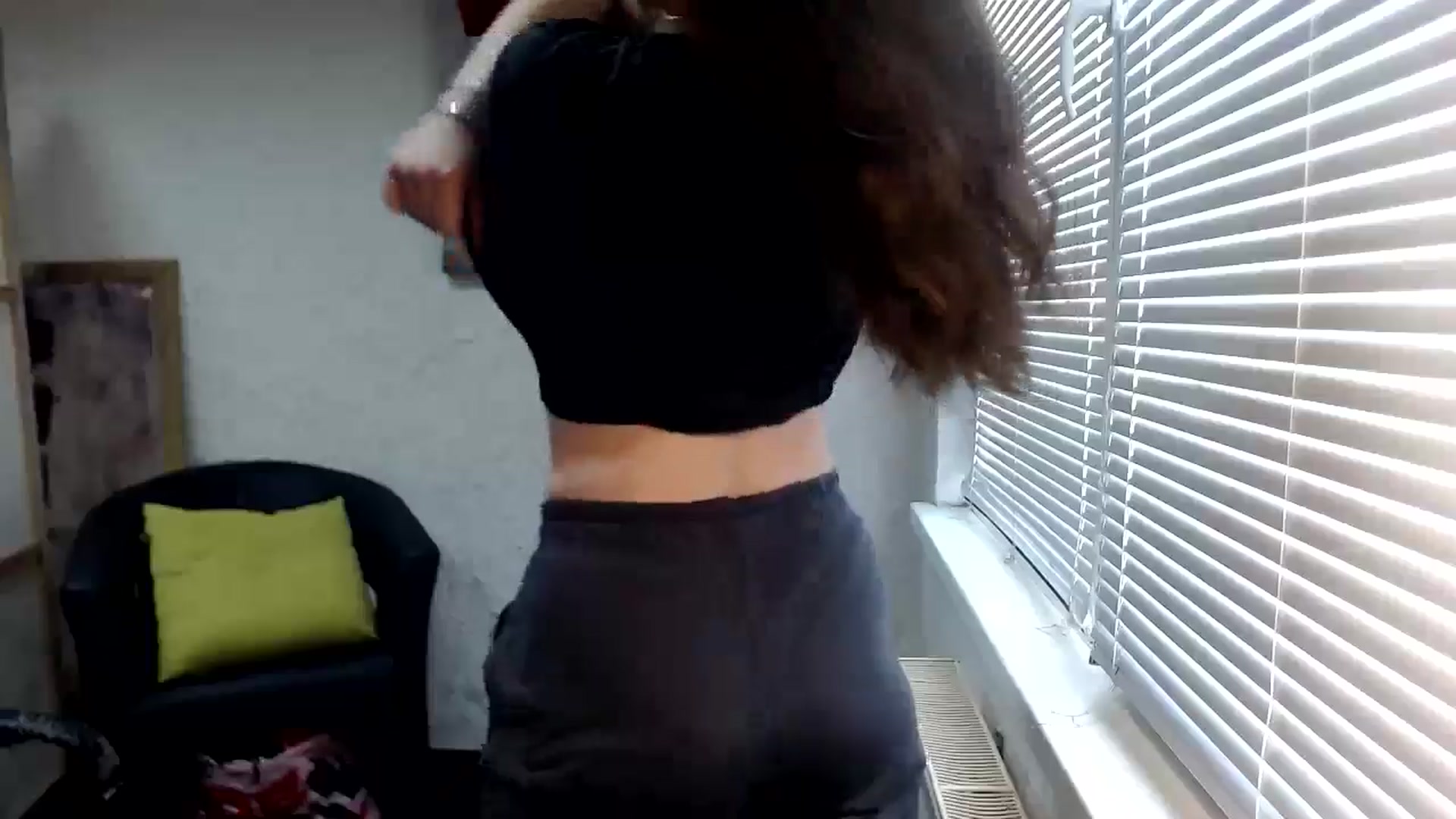 Gallery image thumbnail from SweetArinaA's myfreecams stream on, 05/15/2024, 10:25 image 14 of 20