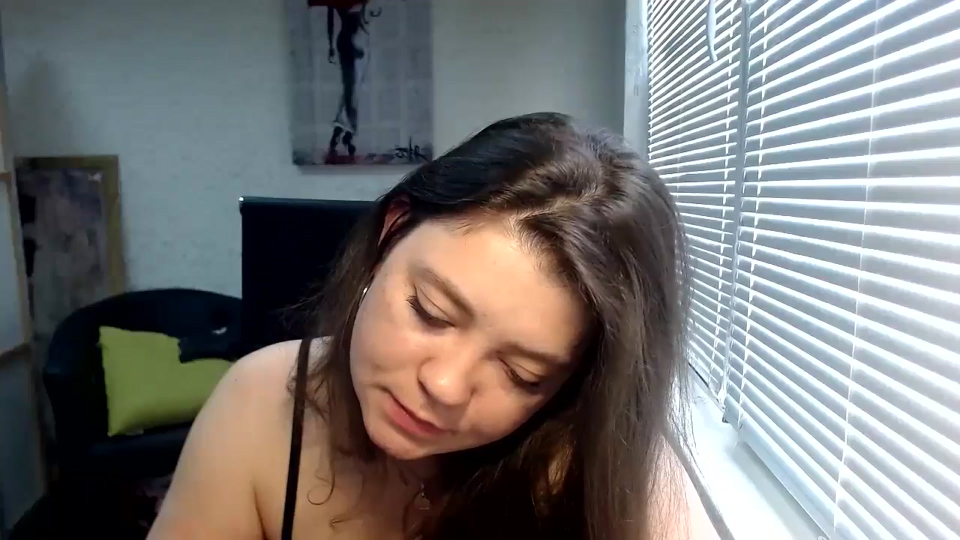 Gallery image thumbnail from SweetArinaA's myfreecams stream on, 05/15/2024, 11:21 image 11 of 20