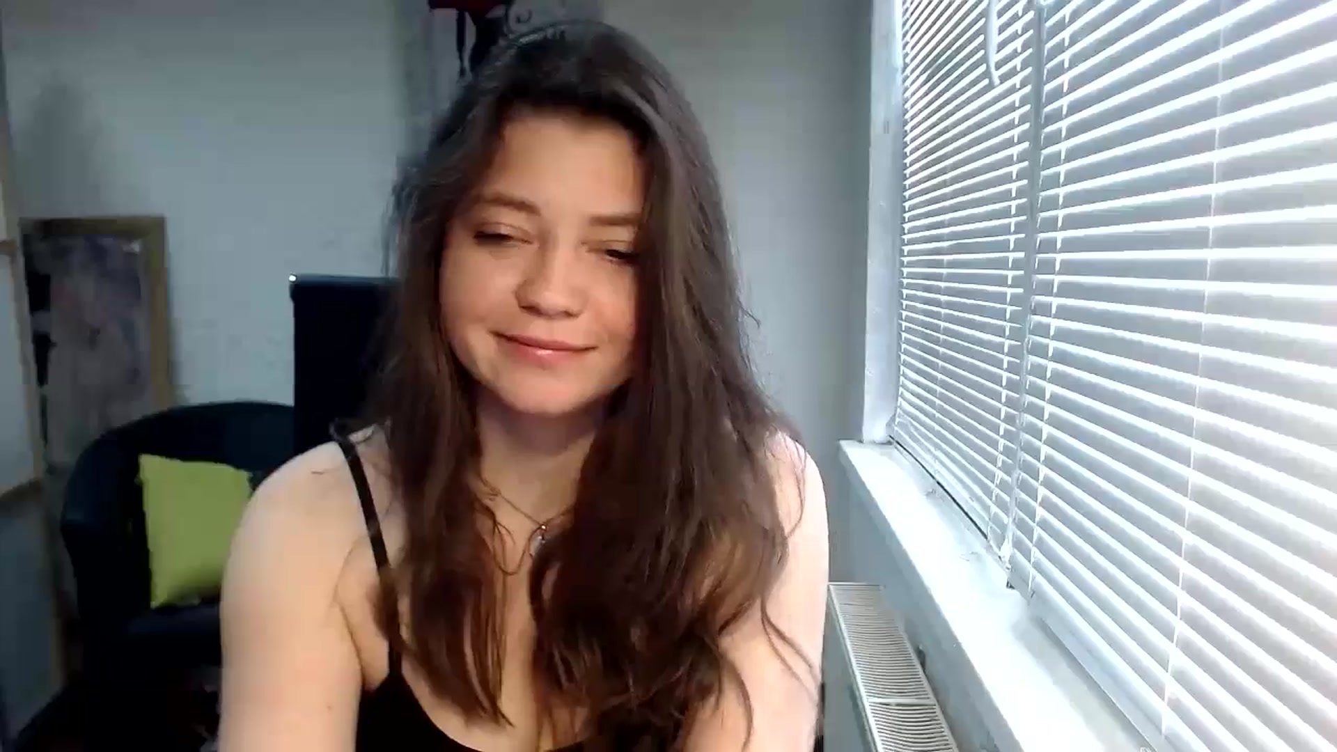 Gallery image thumbnail from SweetArinaA's myfreecams stream on, 05/15/2024, 11:21 image 3 of 20