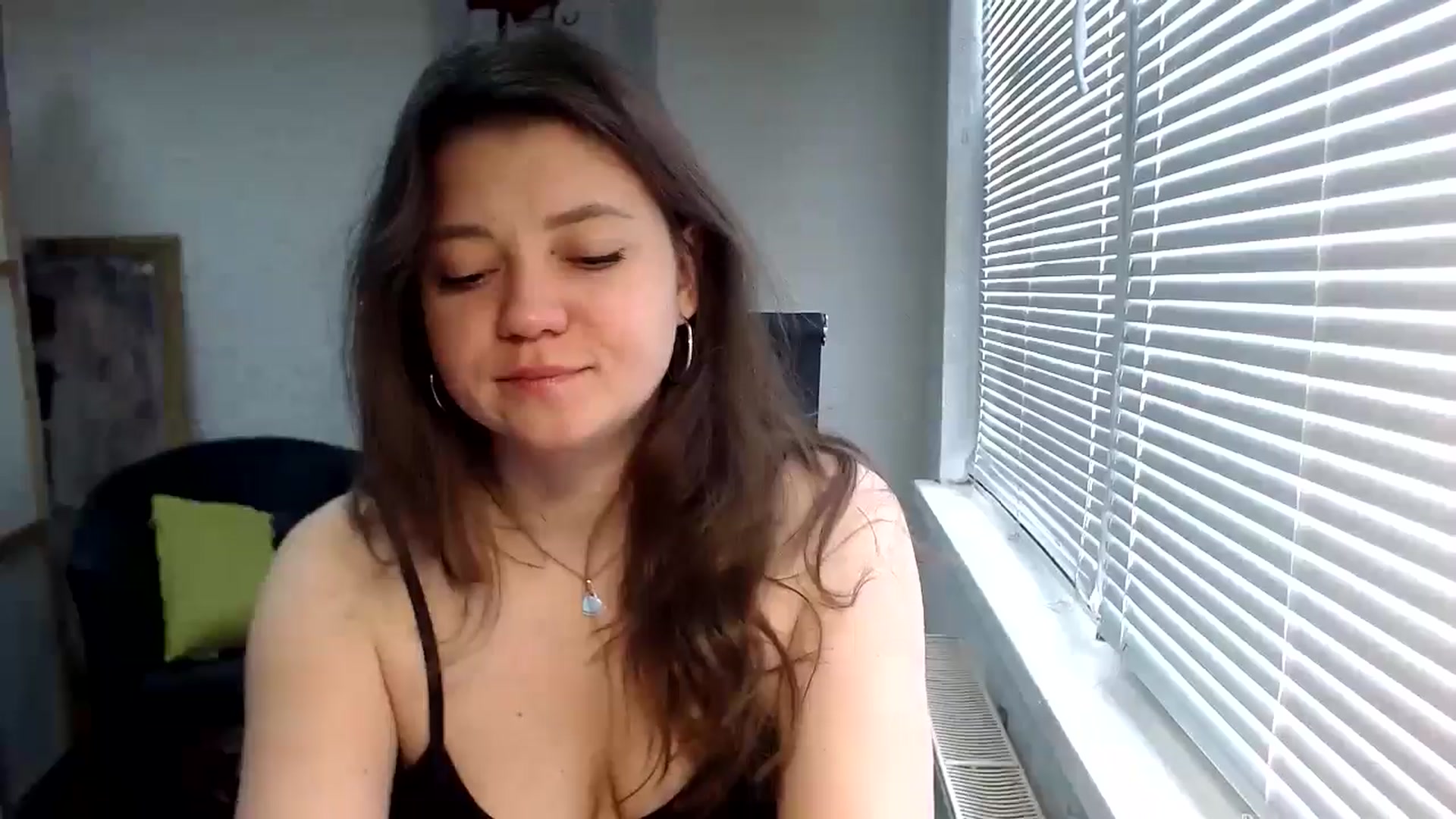 Gallery image thumbnail from SweetArinaA's myfreecams stream on, 05/15/2024, 11:21 image 7 of 20