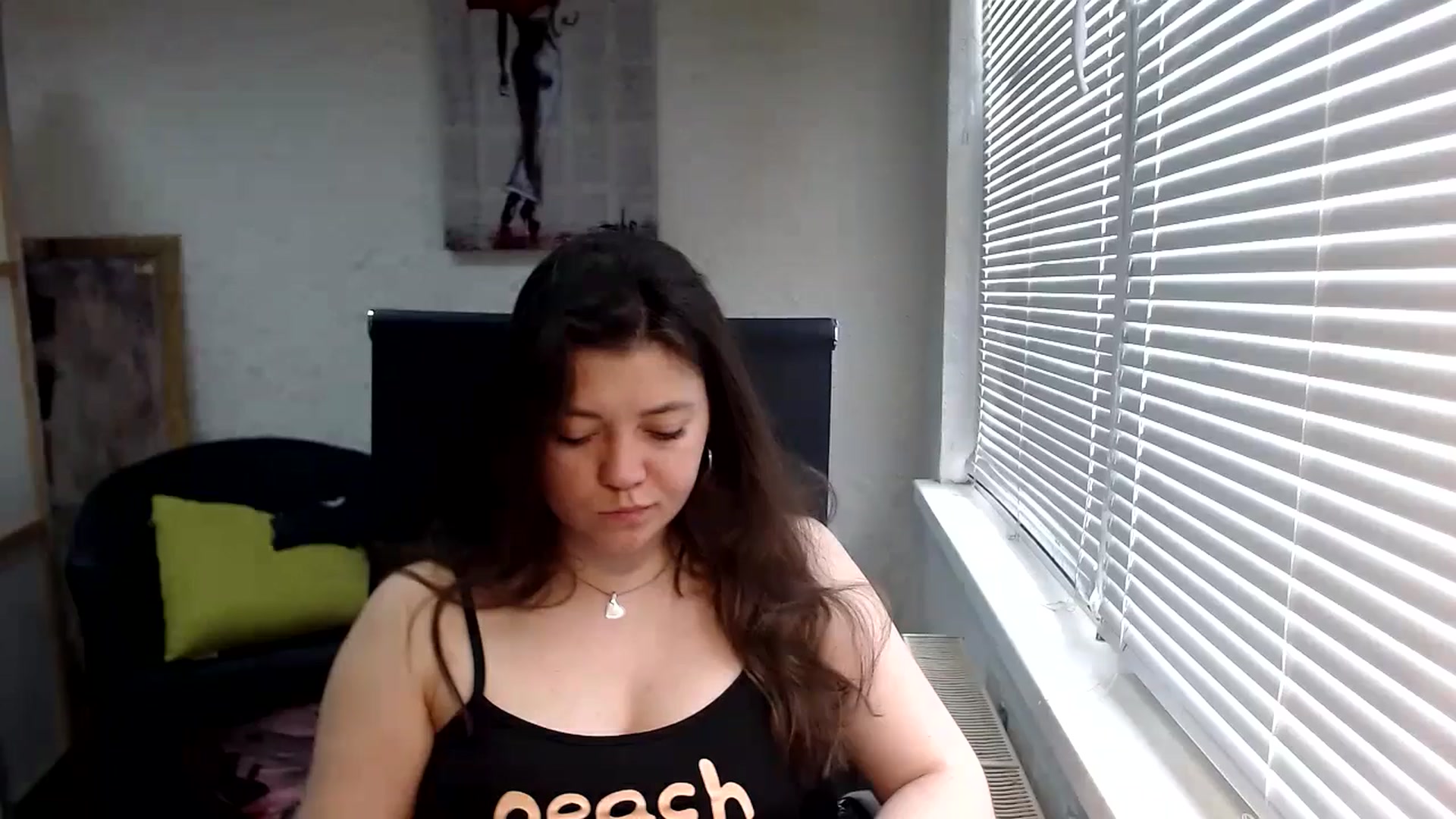 Gallery image thumbnail from SweetArinaA's myfreecams stream on, 05/15/2024, 11:21 image 18 of 20