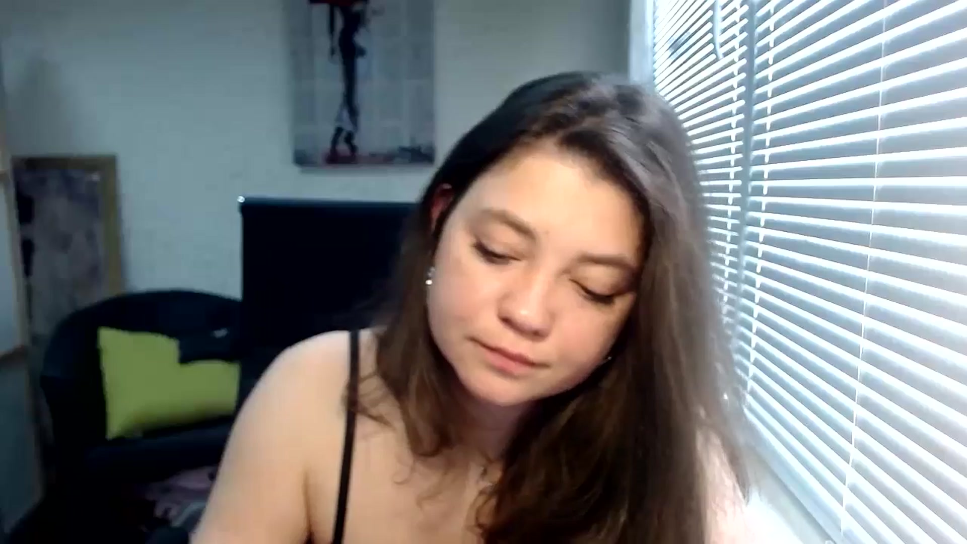 Gallery image thumbnail from SweetArinaA's myfreecams stream on, 05/15/2024, 11:21 image 13 of 20